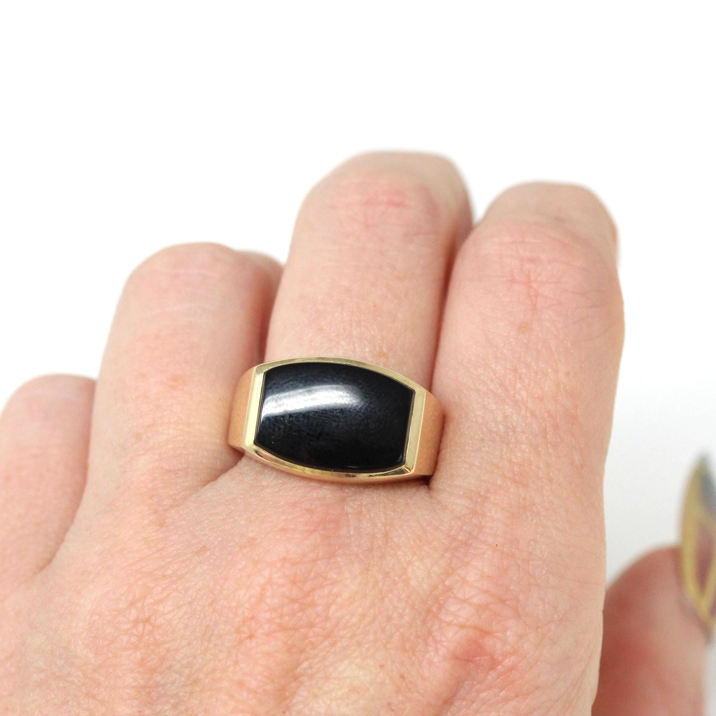 Vintage Onyx Ring - Retro 14k Yellow Gold Black Chalcedony Gemstone Men's Unisex - Vintage Circa 1960s Era Size 8 1/4 Statement Fine Jewelry