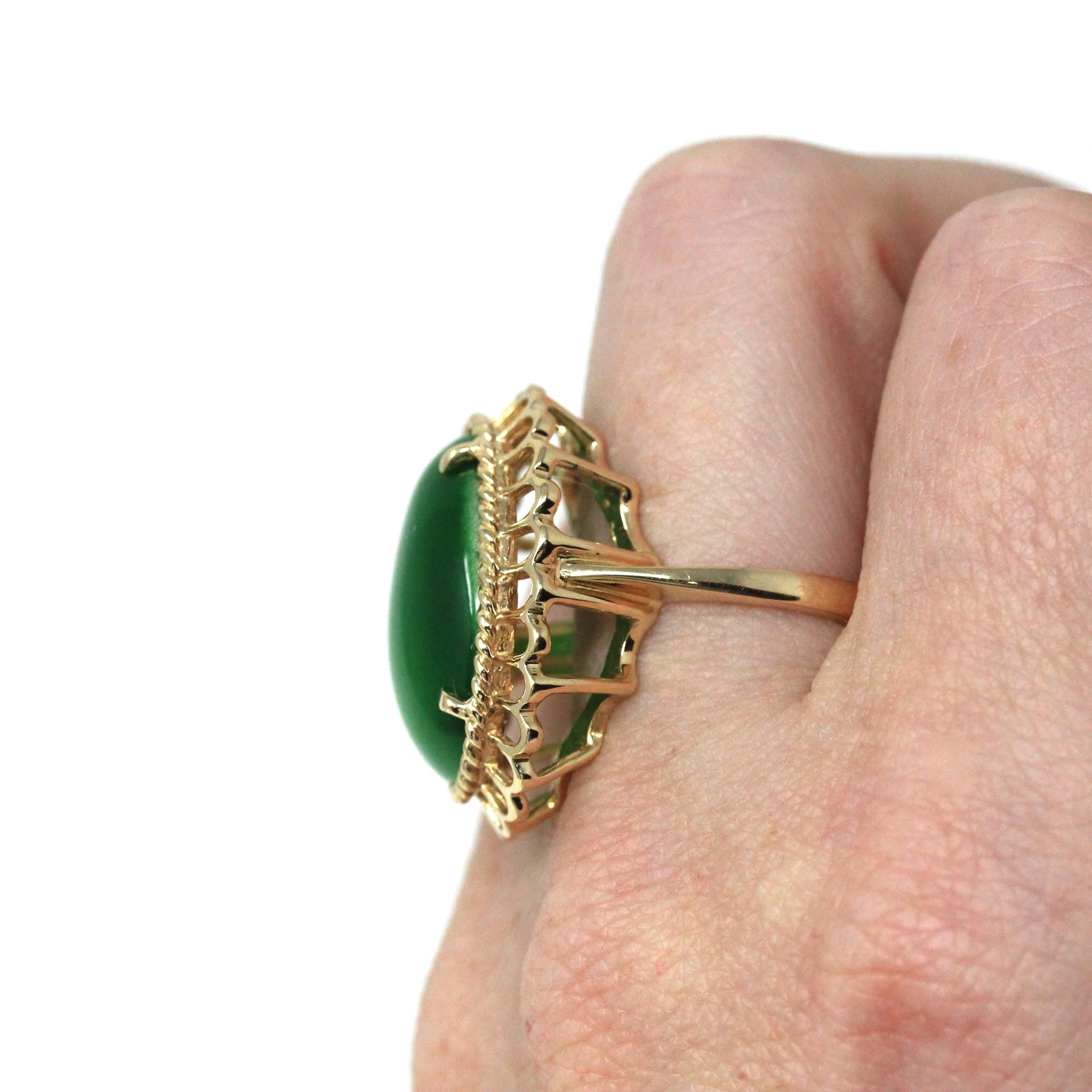 Cats Eye Glass Ring - Modern 14k Yellow Gold Oval Cabochon Green Stone - Estate Circa 2000s Era Size 6.5 Scalloped Halo Fine Fashion Jewelry