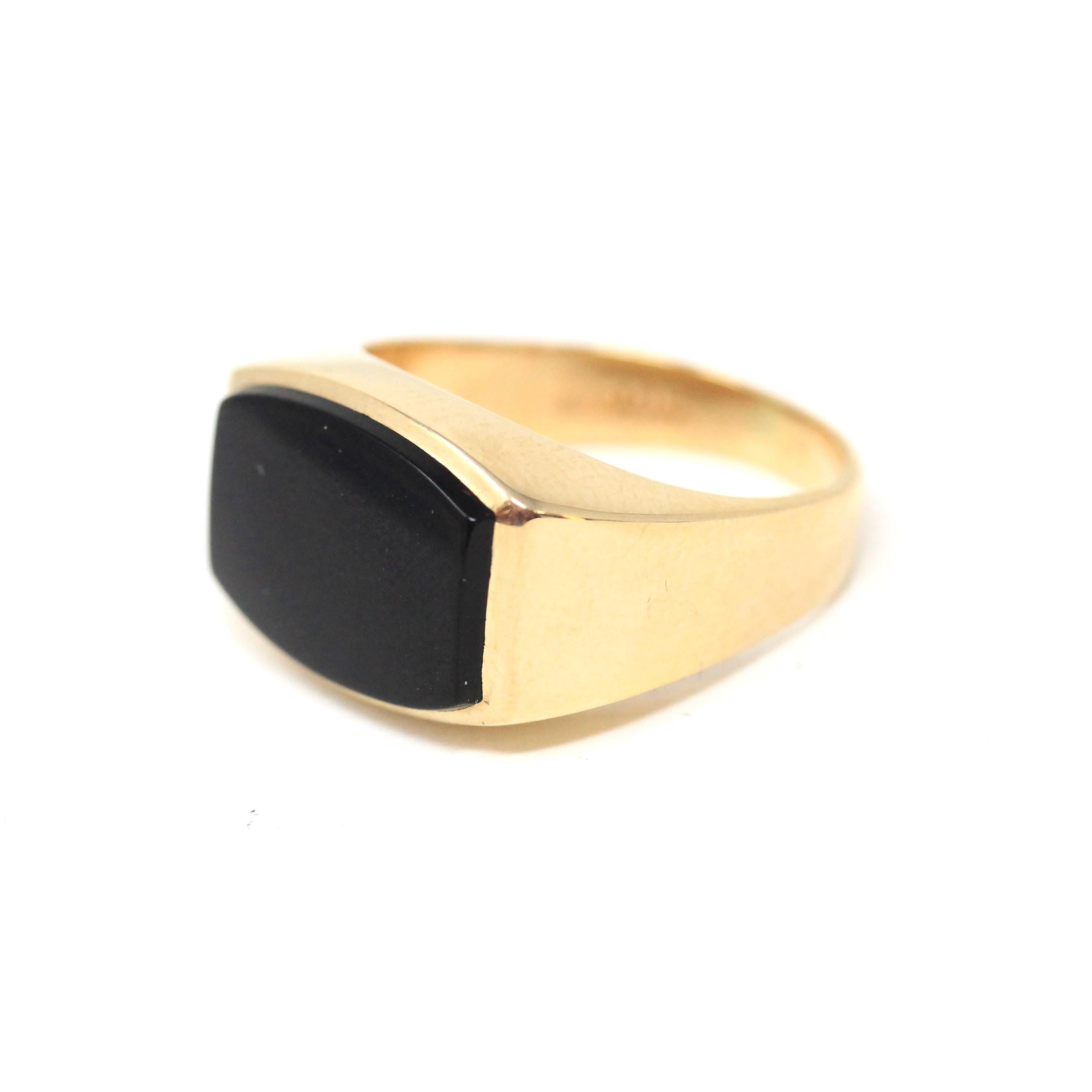 Vintage Onyx Ring - Retro 14k Yellow Gold Black Chalcedony Gemstone Men's Unisex - Vintage Circa 1960s Era Size 8 1/4 Statement Fine Jewelry