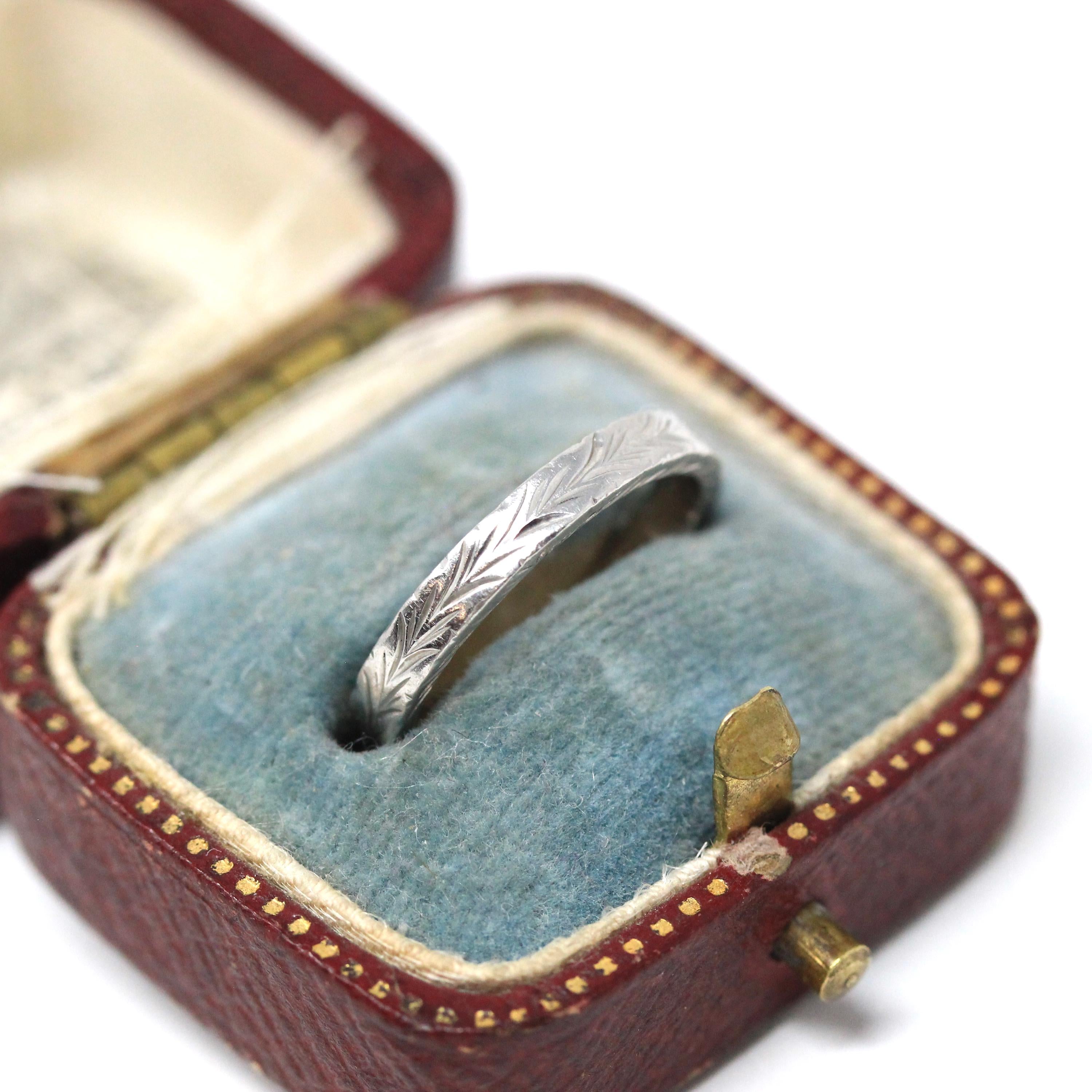 Wheat Eternity Band - Vintage Art Deco Style Platinum Eternity Pattern Wedding Ring - Modern Estate Size 5 Fine Engraved Stacking Jewelry