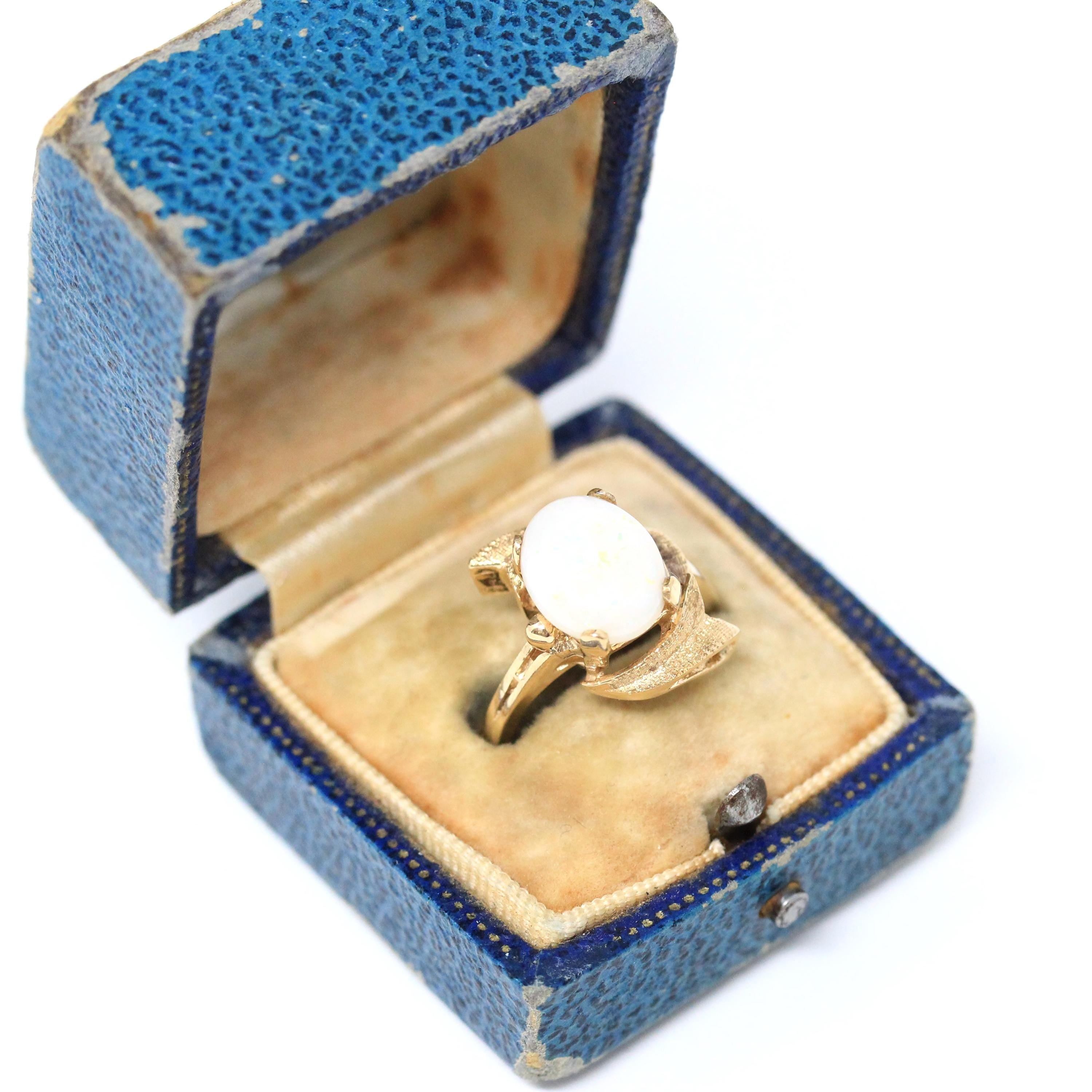 Vintage Opal Ring - Retro 14k Yellow Gold Natural Gemstone Solitaire - Circa 1970s Size 6 Swoop Leaf Design October Birthstone Fine Jewelry