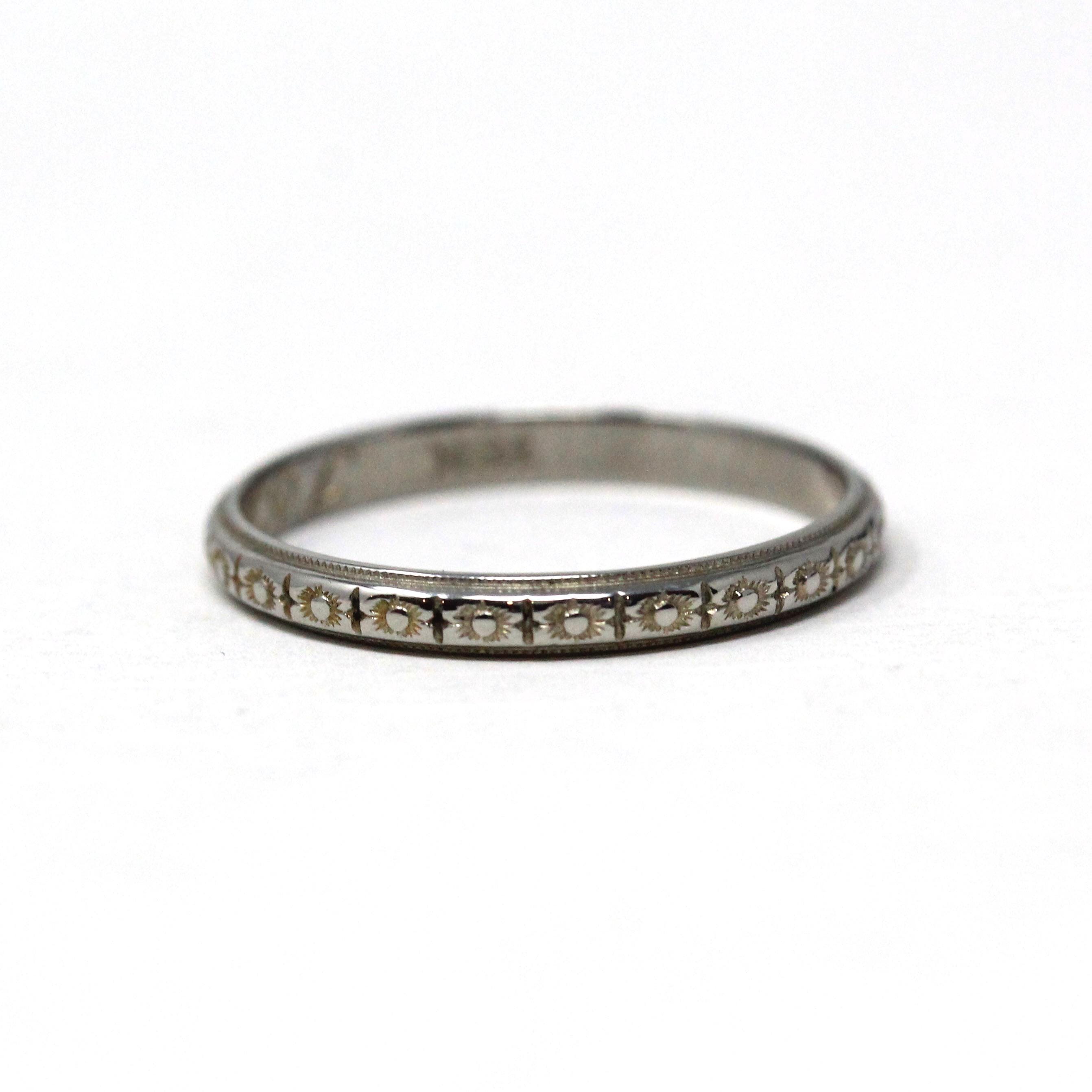 Antique Wedding Band - Art Deco 18k White Gold "T.O.M. to H.P. 10-15-27" Eternity Flower Ring - Vintage 1920s Size 7 1/4 Bridal Fine Jewelry