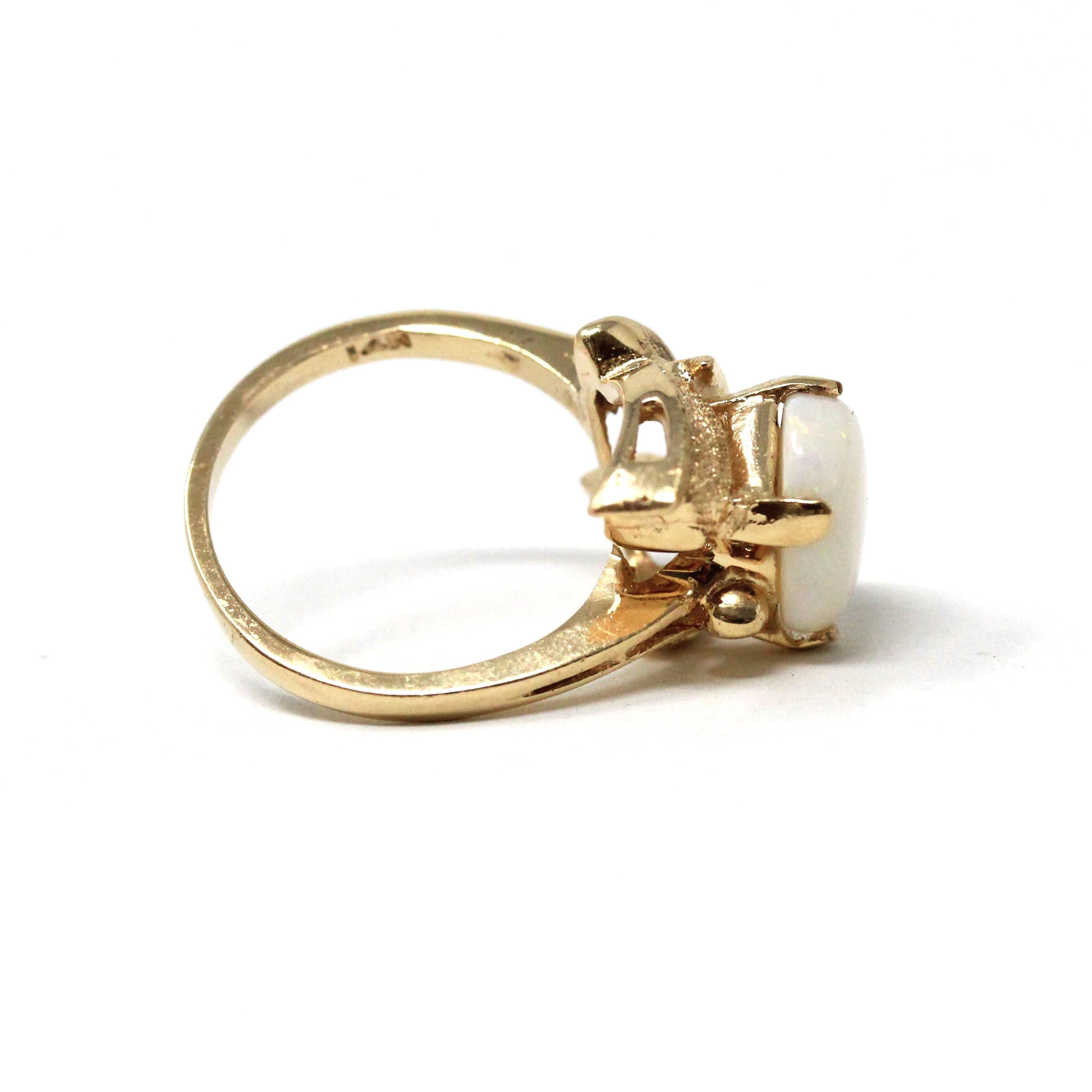 Vintage Opal Ring - Retro 14k Yellow Gold Natural Gemstone Solitaire - Circa 1970s Size 6 Swoop Leaf Design October Birthstone Fine Jewelry