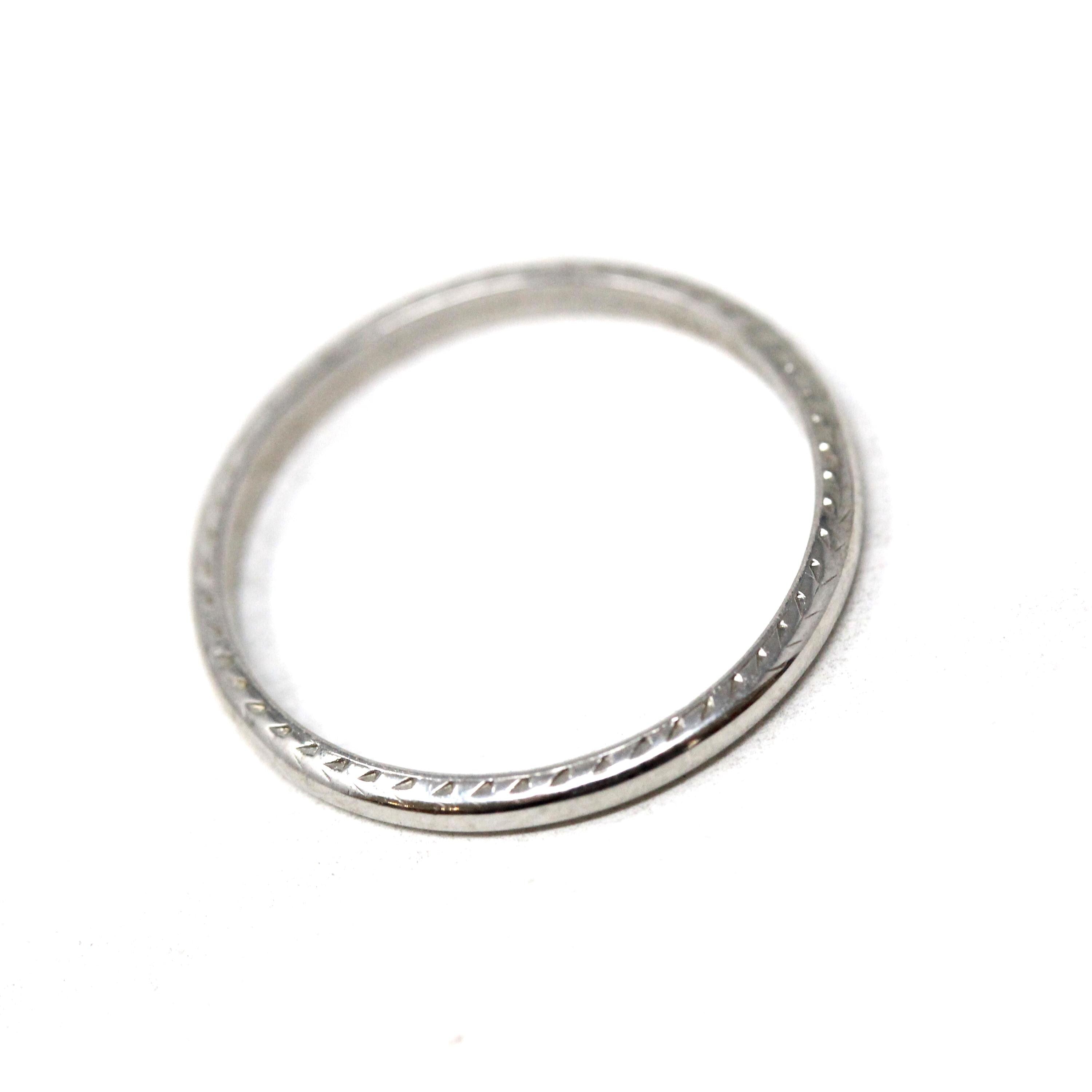 Antique Wedding Band - Art Deco Era 18k White Gold Eternity Wheat Design Ring - Vintage Circa 1920s Size 5 1/2 Wedding Bridal Fine Jewelry