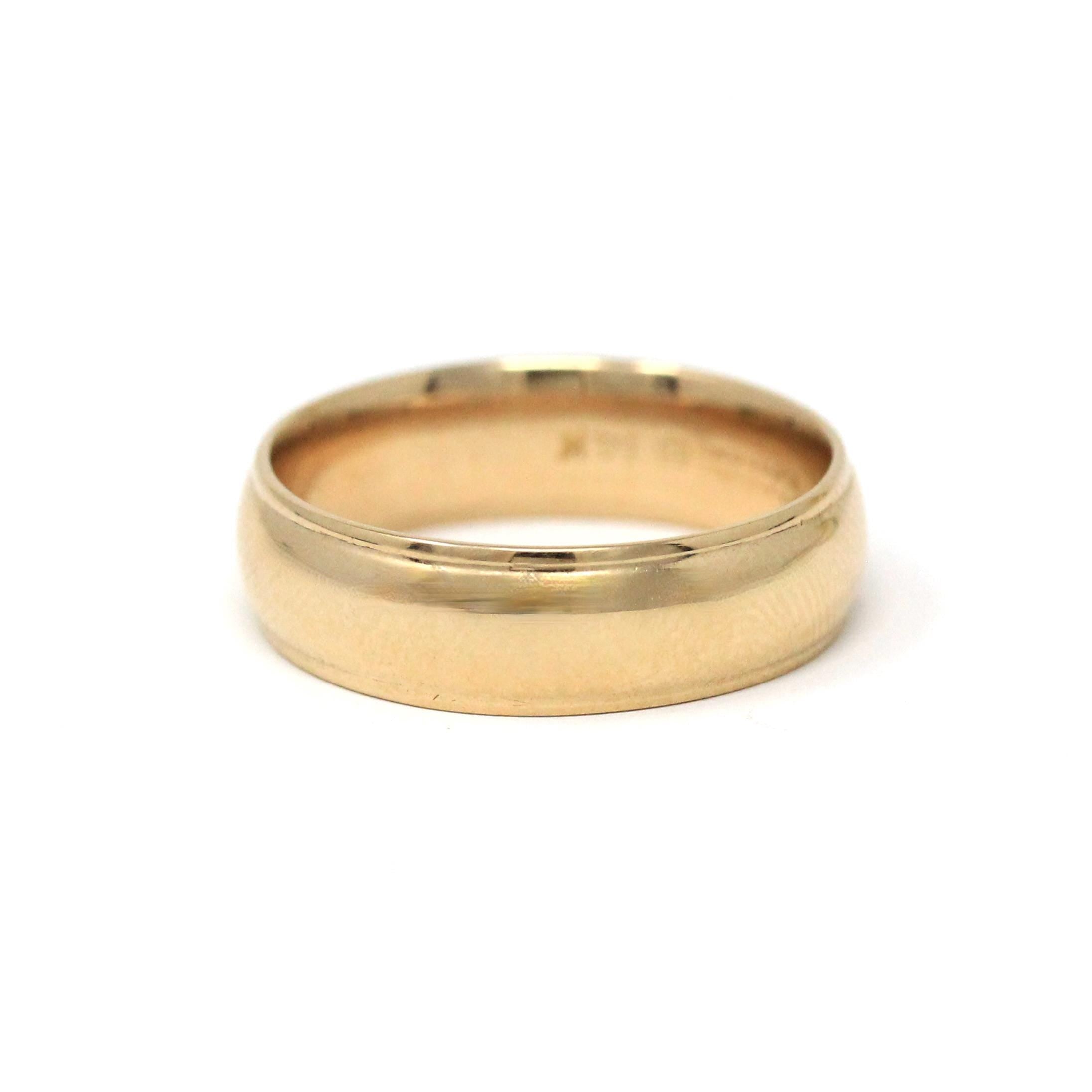 Vintage Wedding Band - Retro 14k Yellow Gold 5.5 MM Plain Comfort Fit Ring - Circa 1960s Era Size 6 Unisex Traub Fine Bridal Jewelry