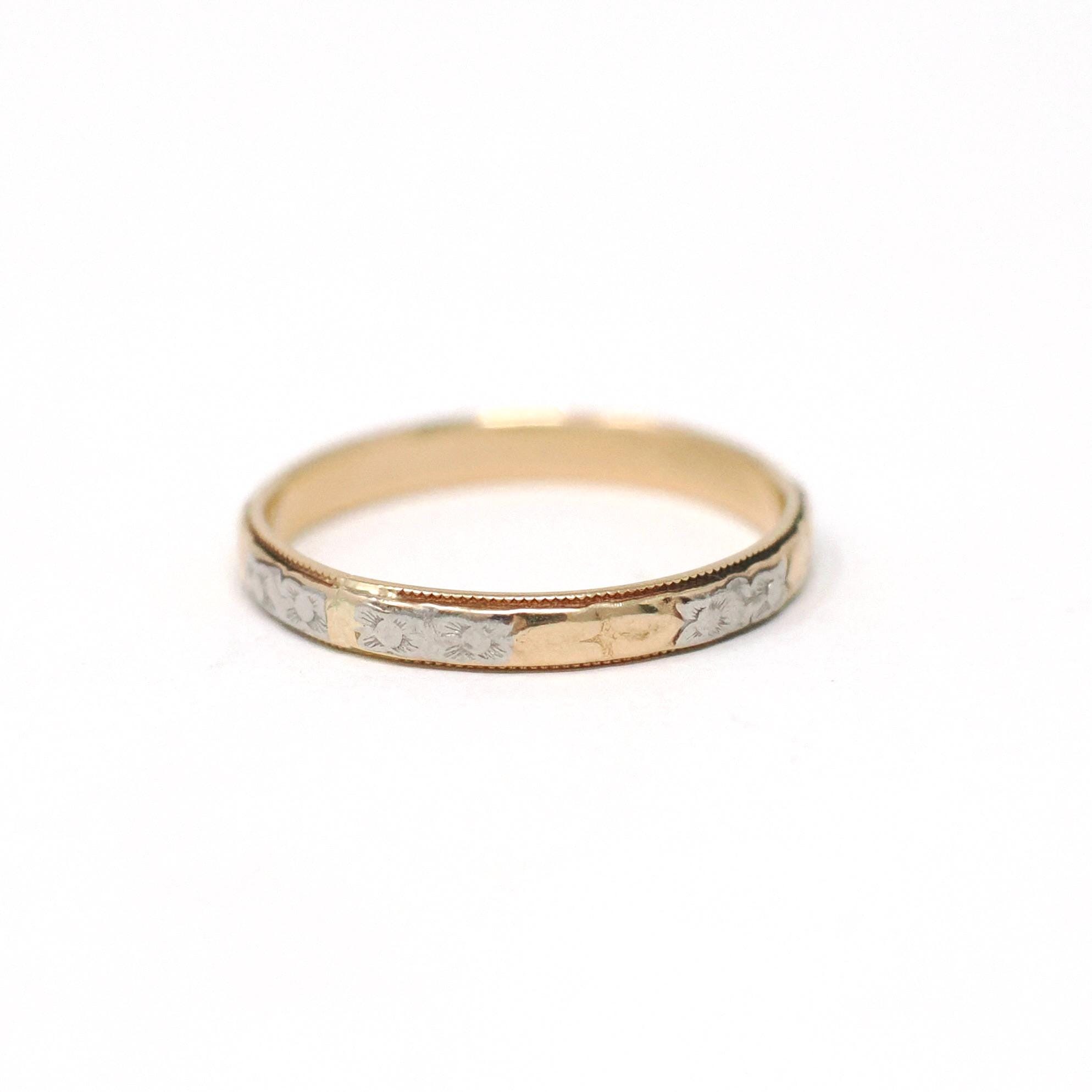 Vintage Wedding Band - Mid Century Era 14k Yellow & White Gold Two Tone Heart Flower Ring - Circa 1940s Size 9 Men's Unisex Fine 40s Jewelry
