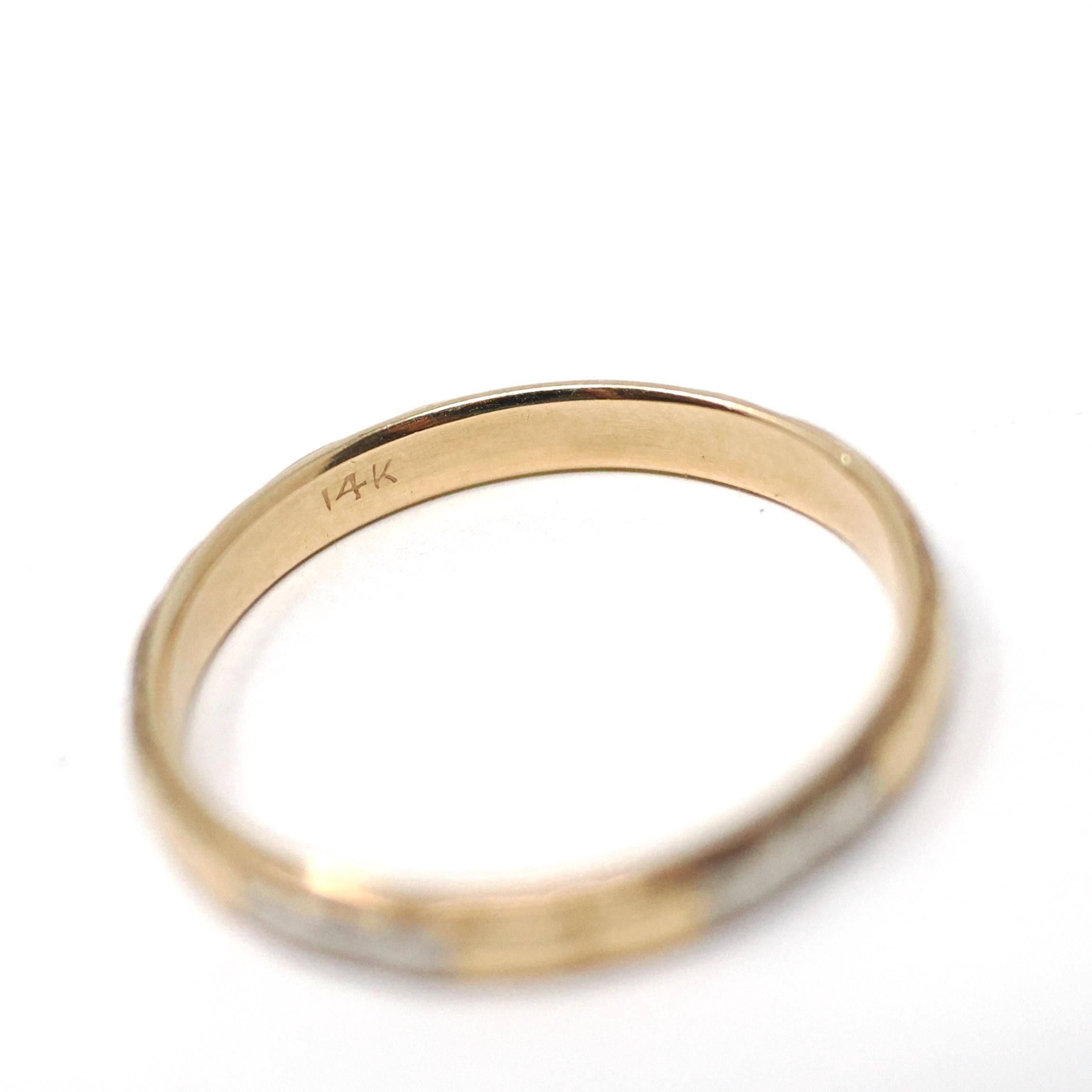 Vintage Wedding Band - Mid Century Era 14k Yellow & White Gold Two Tone Heart Flower Ring - Circa 1940s Size 9 Men's Unisex Fine 40s Jewelry
