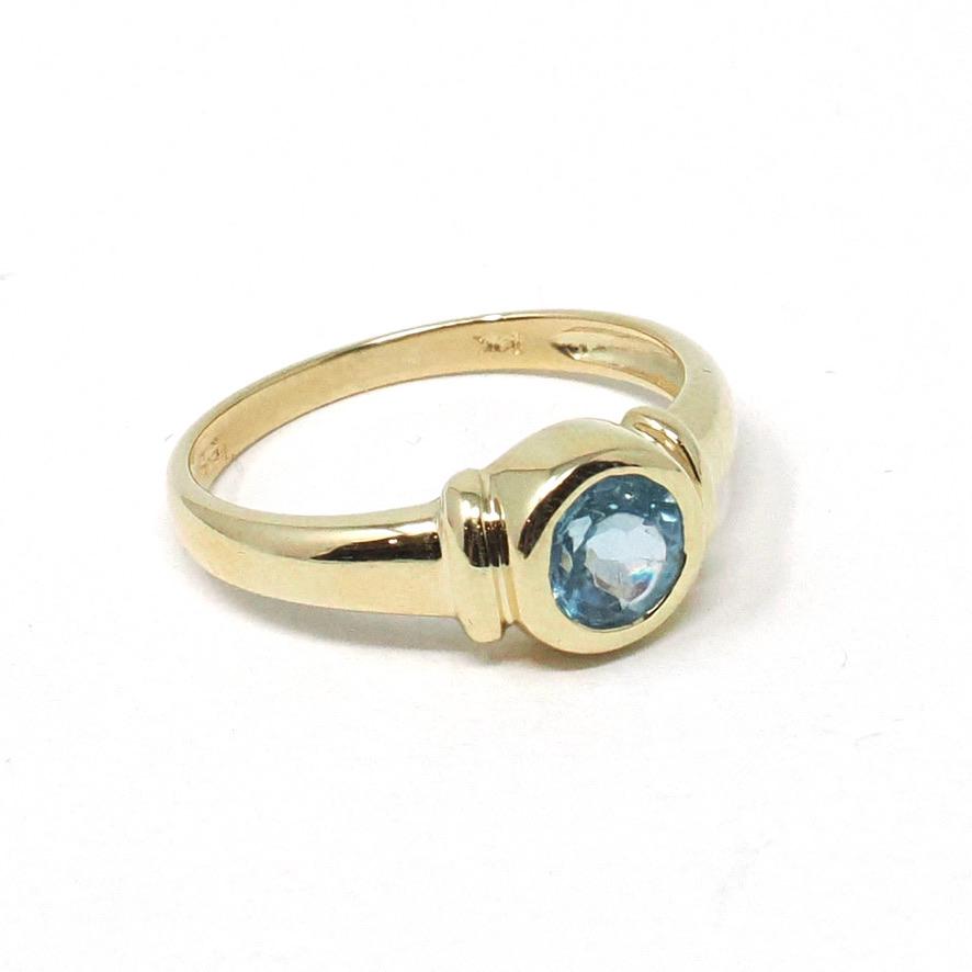 Blue Glass Ring - Estate 14k Yellow Gold Round Faceted Simulated Zircon Stone - Modern Circa 2000s Era Size 6 1/4 Bezel Set Fine Jewelry