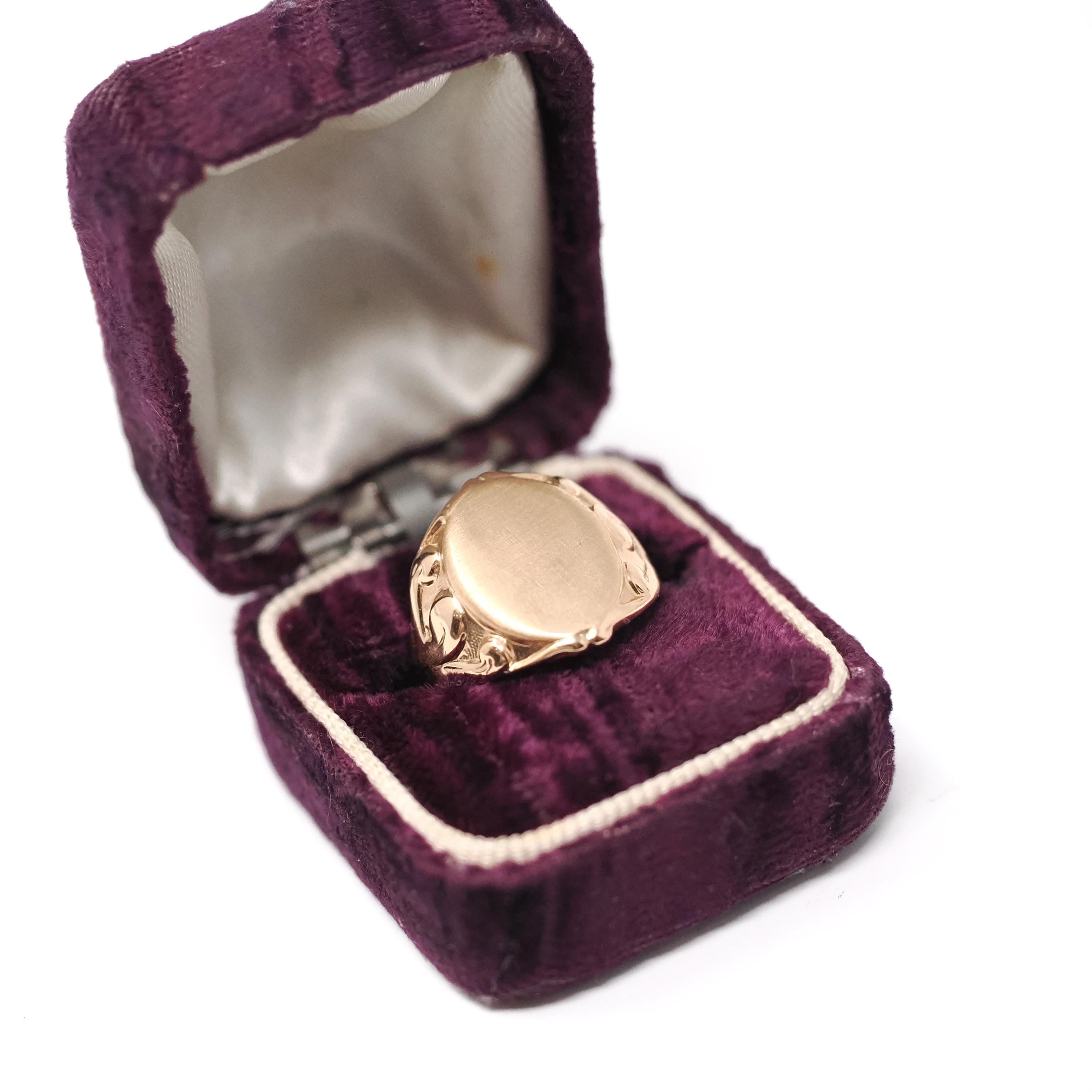 Antique Signet Ring - Edwardian Era 14k Yellow Gold Blank Oval Statement Unisex Band - Vintage Circa 1900 Size 5 Personalizable Fine Jewelry
