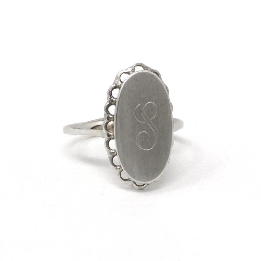 Letter "S" Signet Ring - Retro 10k White Gold Engraved Script Initial Statement - Vintage Circa 1960s Size 6 Fine 60s Scalloped Halo Jewelry