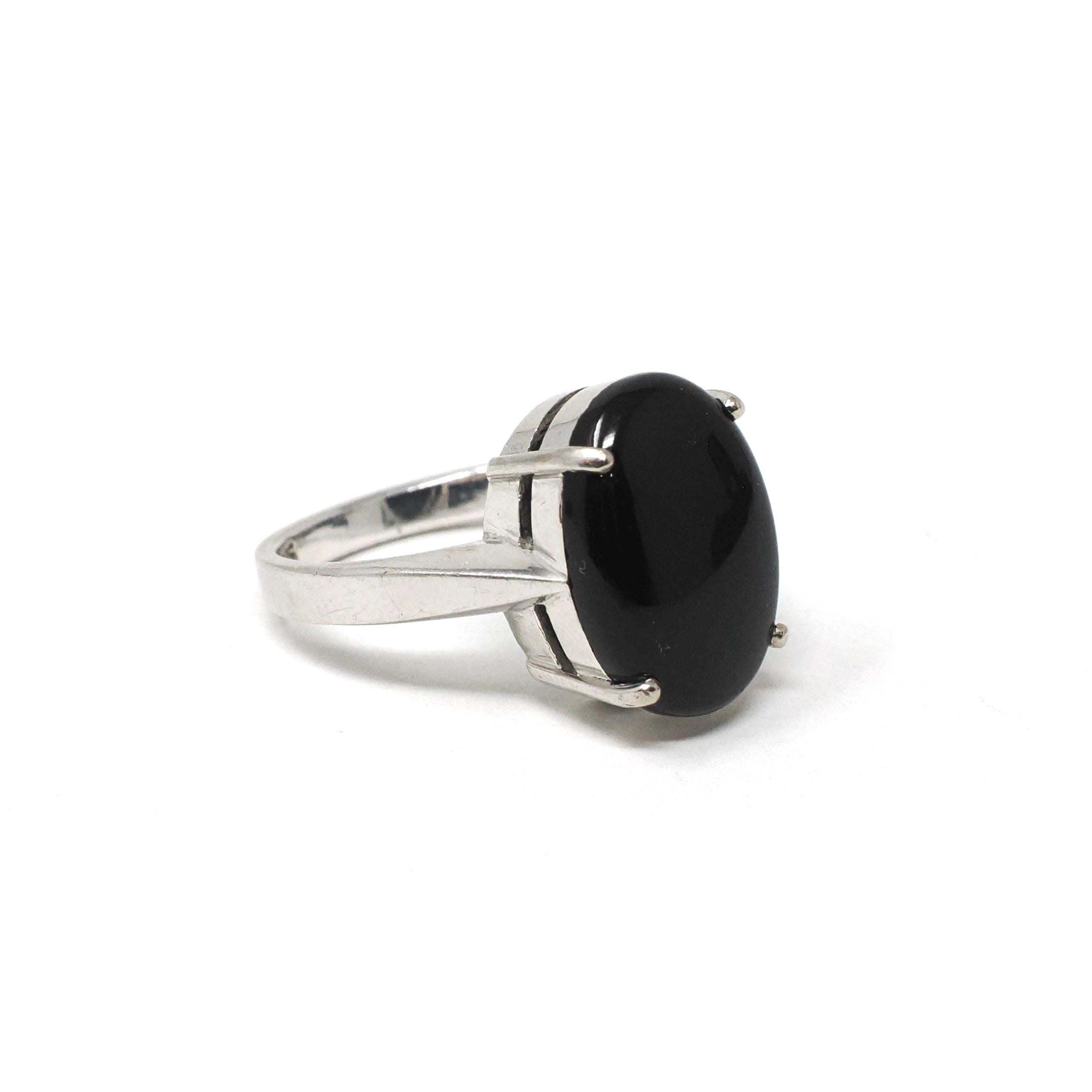 Modern Onyx Ring - Estate 14k White Gold Oval Cabochon Cut Black Chalcedony Gem - Modern Circa 2000's Era Size 4 3/4 Statement Fine Jewelry