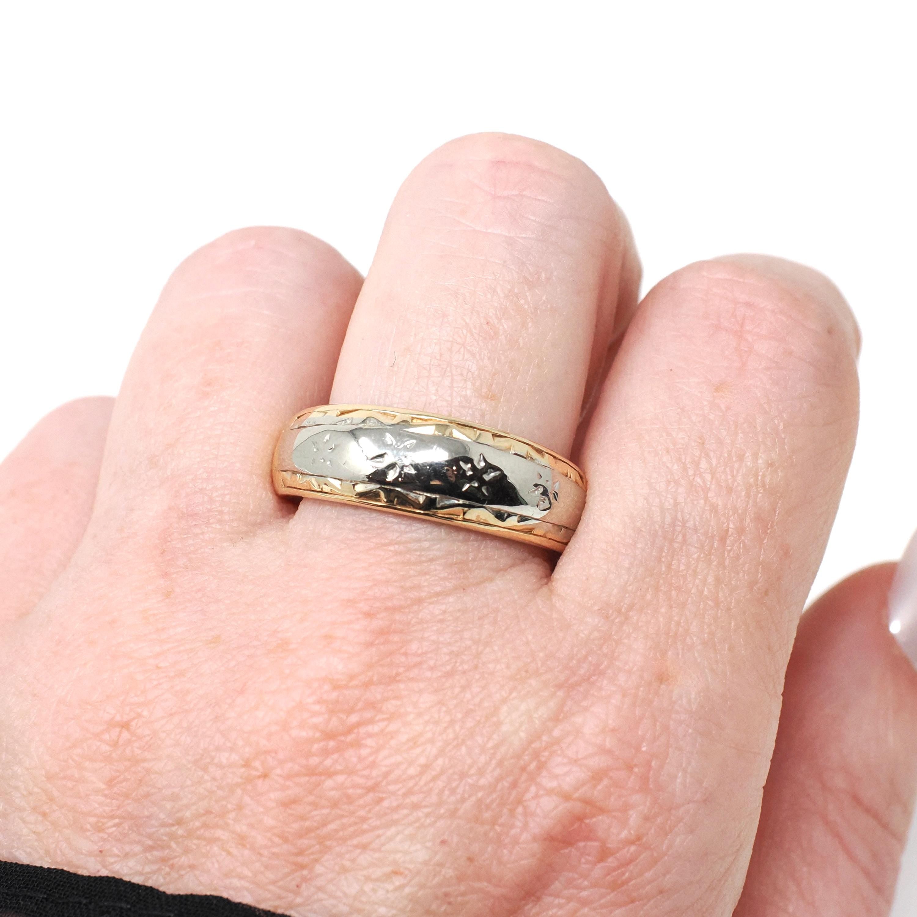 Vintage Star Band - Retro 14k Yellow & White Gold Men's Unisex Celestial Wedding Ring - Circa 1970s Size 10 Two Tone Stacking Fine Jewelry