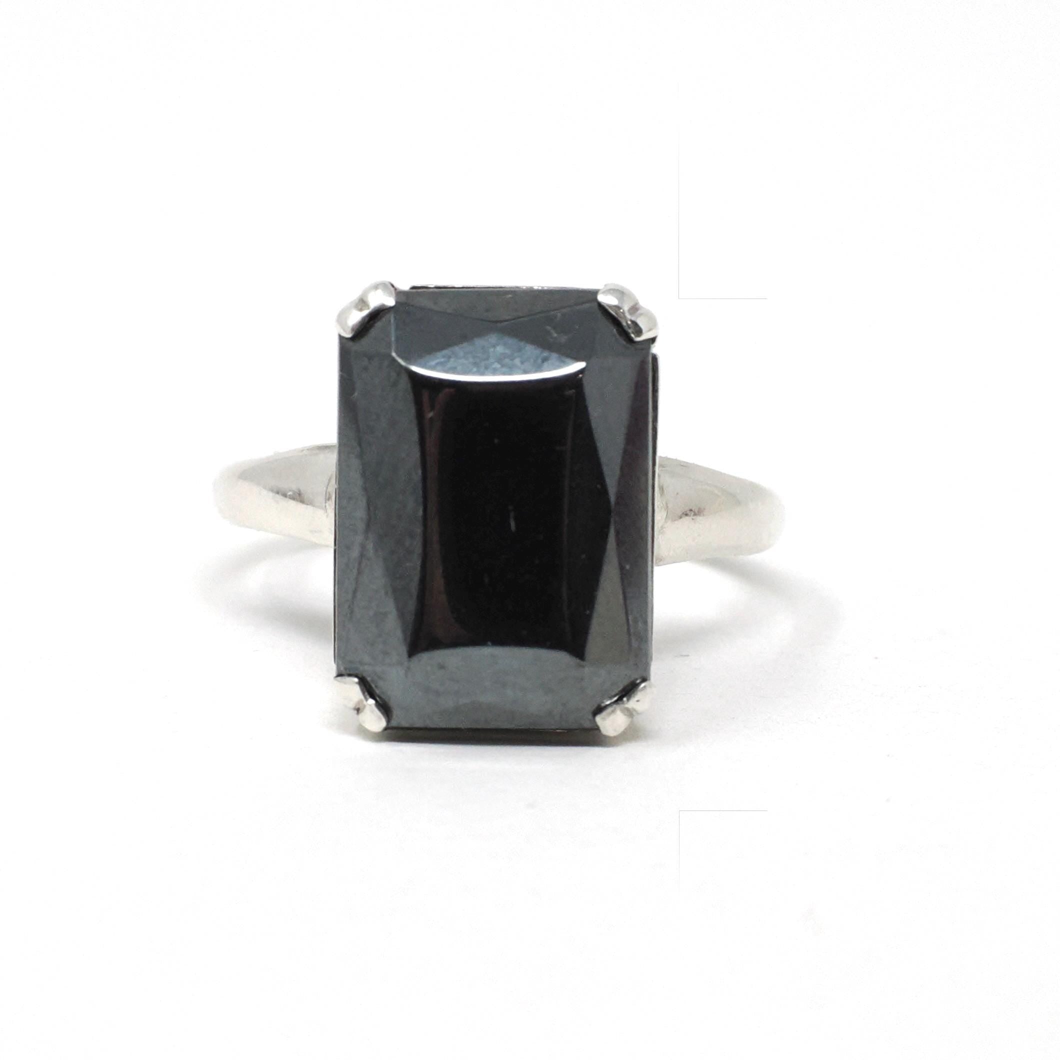 Vintage Hematite Ring - Retro Sterling Silver Emerald Cut Gray Metallic Solitaire - Circa 1970s Size 7 Statement Jewelry Fashion Accessory