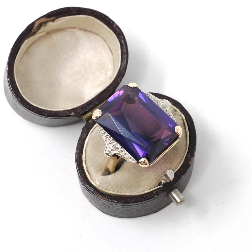 Created Color Change Sapphire Ring - Mid Century 10k Yellow