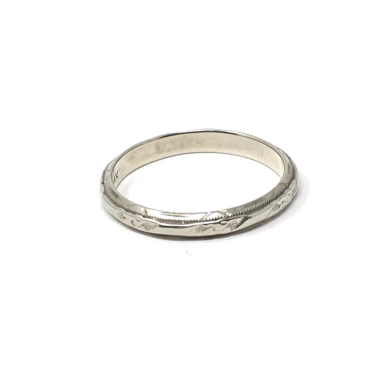 Vintage Wedding Band - Mid Century Era 14k White Gold Unisex Bridal Ring - Circa 1950s Size 6 3/4 Flower Milgrain Frederick Goldman Jewelry