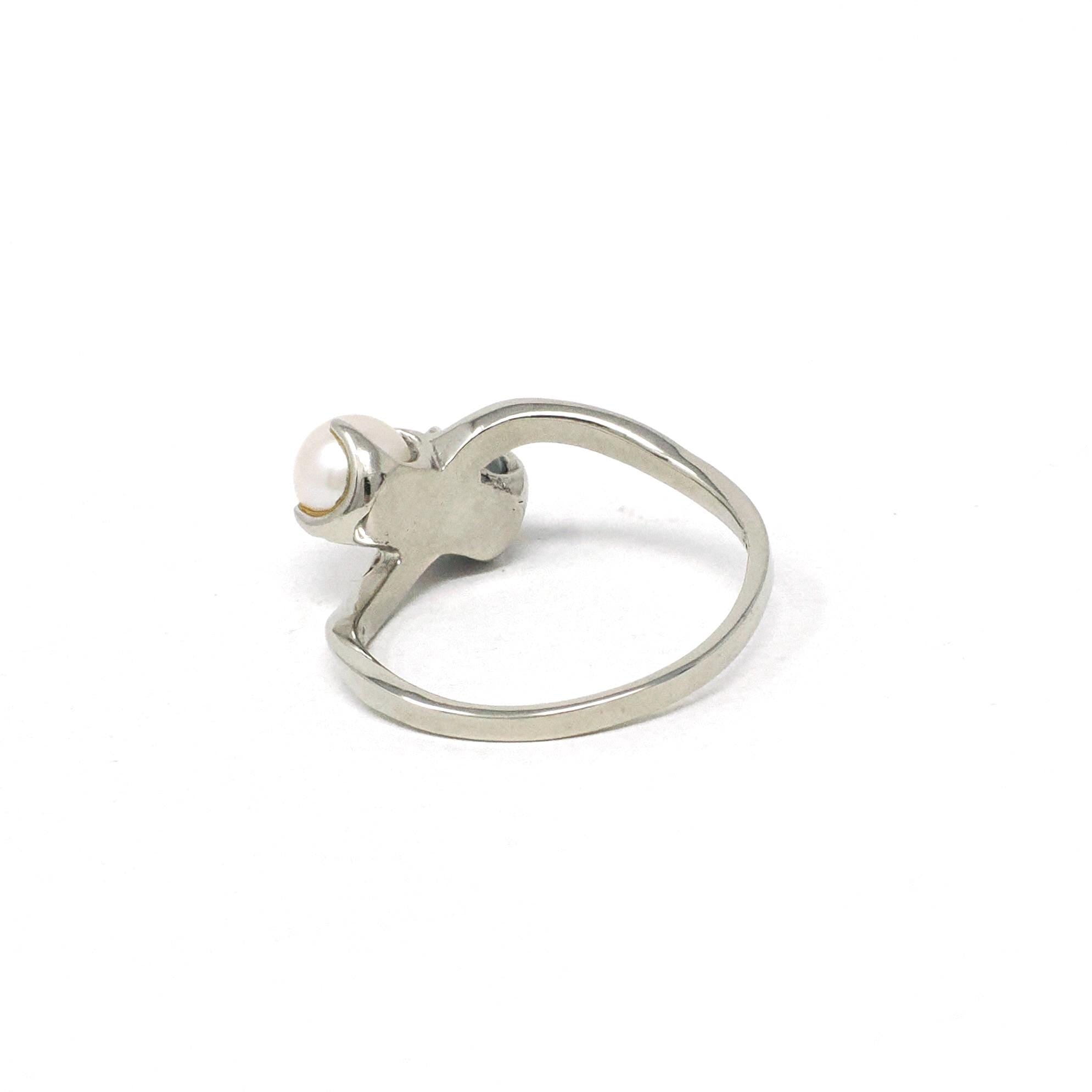 Vintage Toi Et Moi Ring - 10k White Gold Pearl & Hematite Bypass - Mid Century Era Circa 1950s Size 6 3/4 Fine June March Birthstone Jewelry