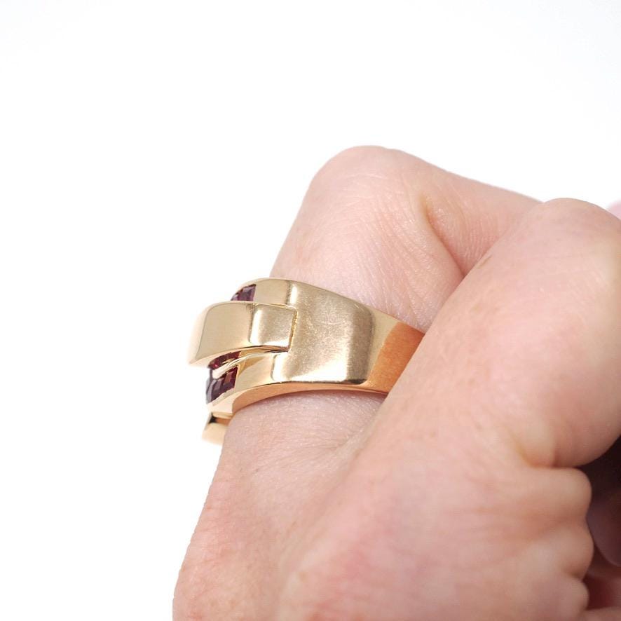 Viintage Cocktail Ring - Retro 18k Rose Gold Star Incised Natural Diamonds Created Rubies - Circa 1960s Era Size 8 1/4 Buckle Fine Jewelry