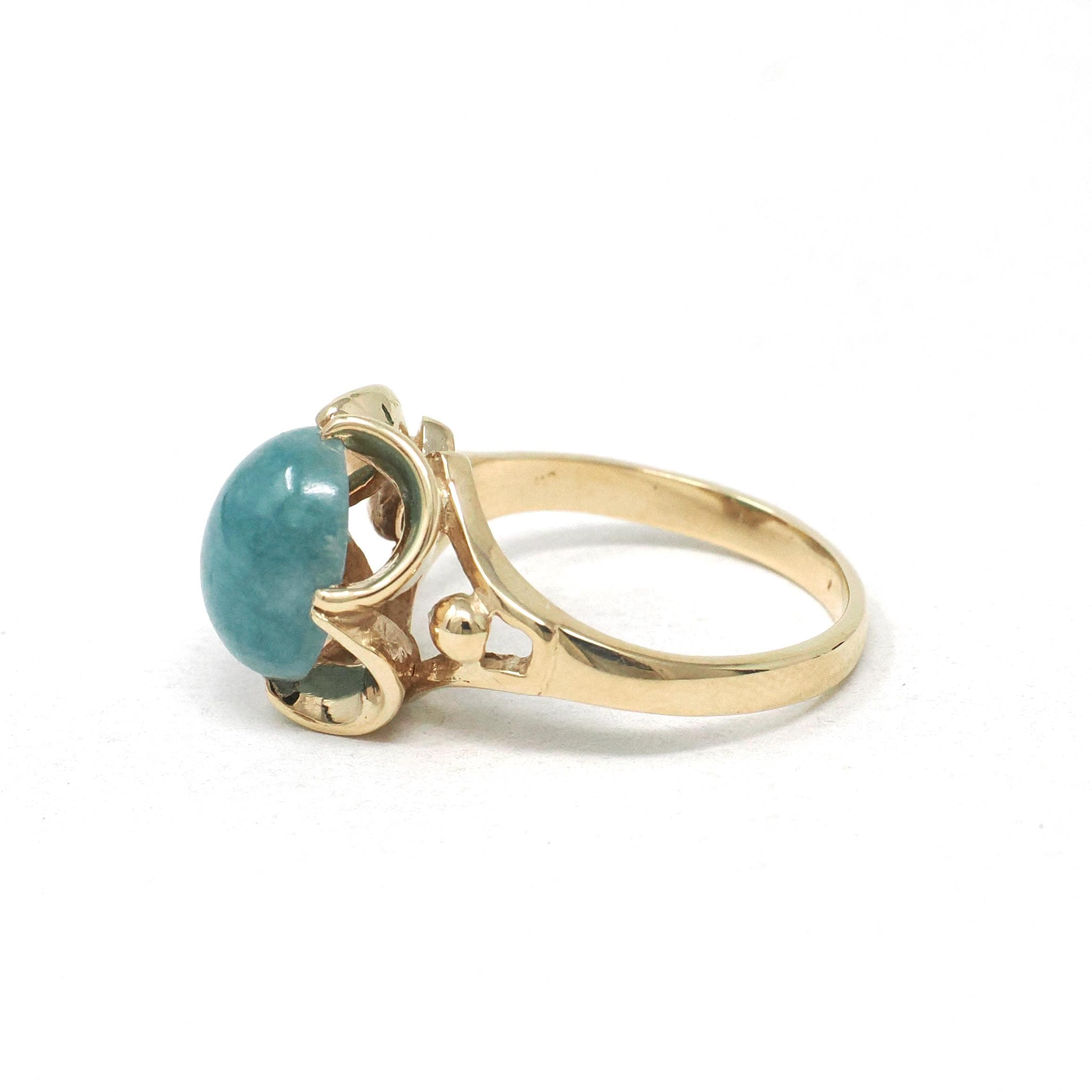 Vintage Jadeite Ring - Retro 10k Yellow Gold Green Blue Oval Cabochon Jade Gemstone - Retro Circa 1960s Era Size 5.25 Fine Solitaire Jewelry