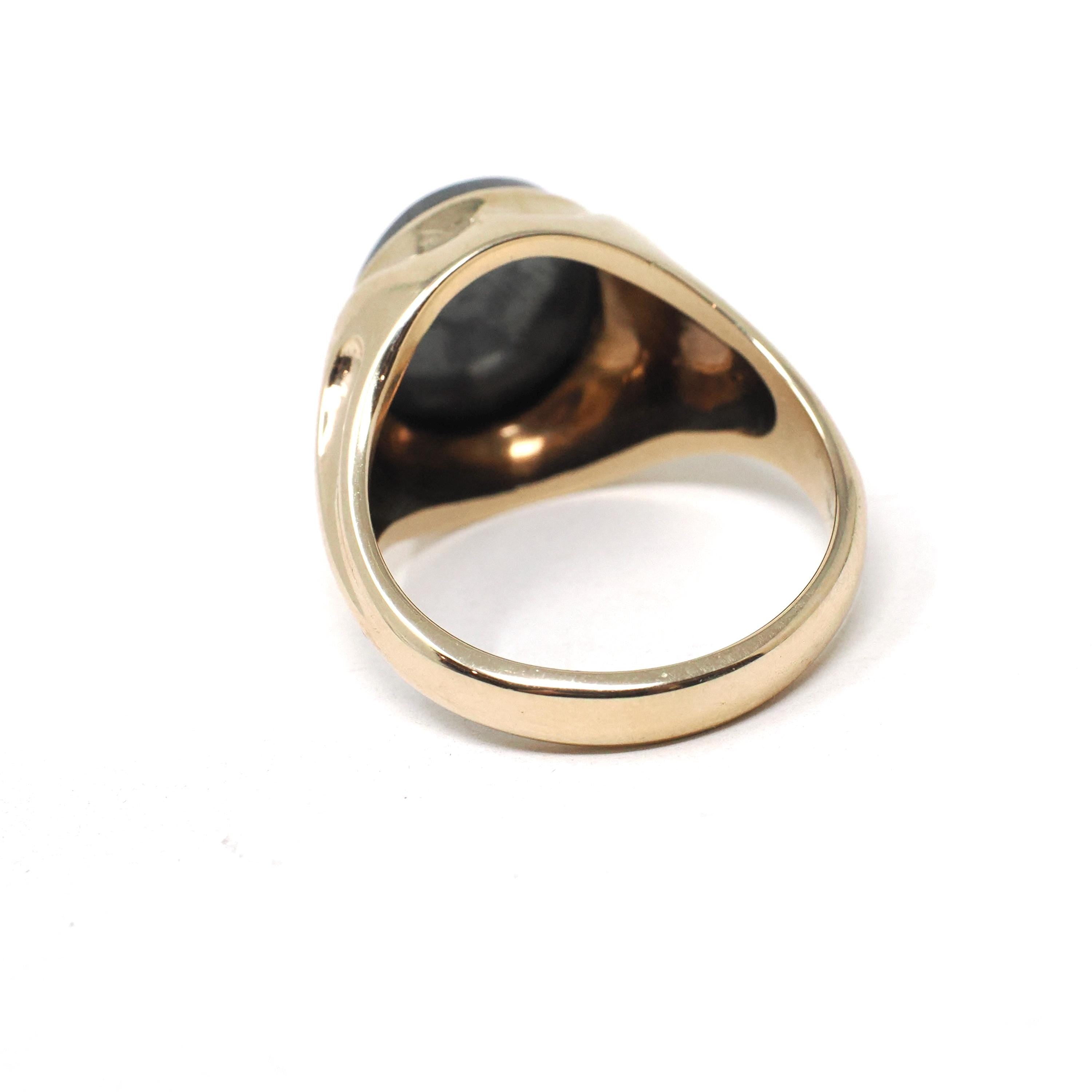 Vintage Hematite Ring - Retro 10k Yellow Gold Intaglio Carved Gray Roman Gem Warrior - Circa 1960s Era Size 10 Unisex Fine Statement Jewelry