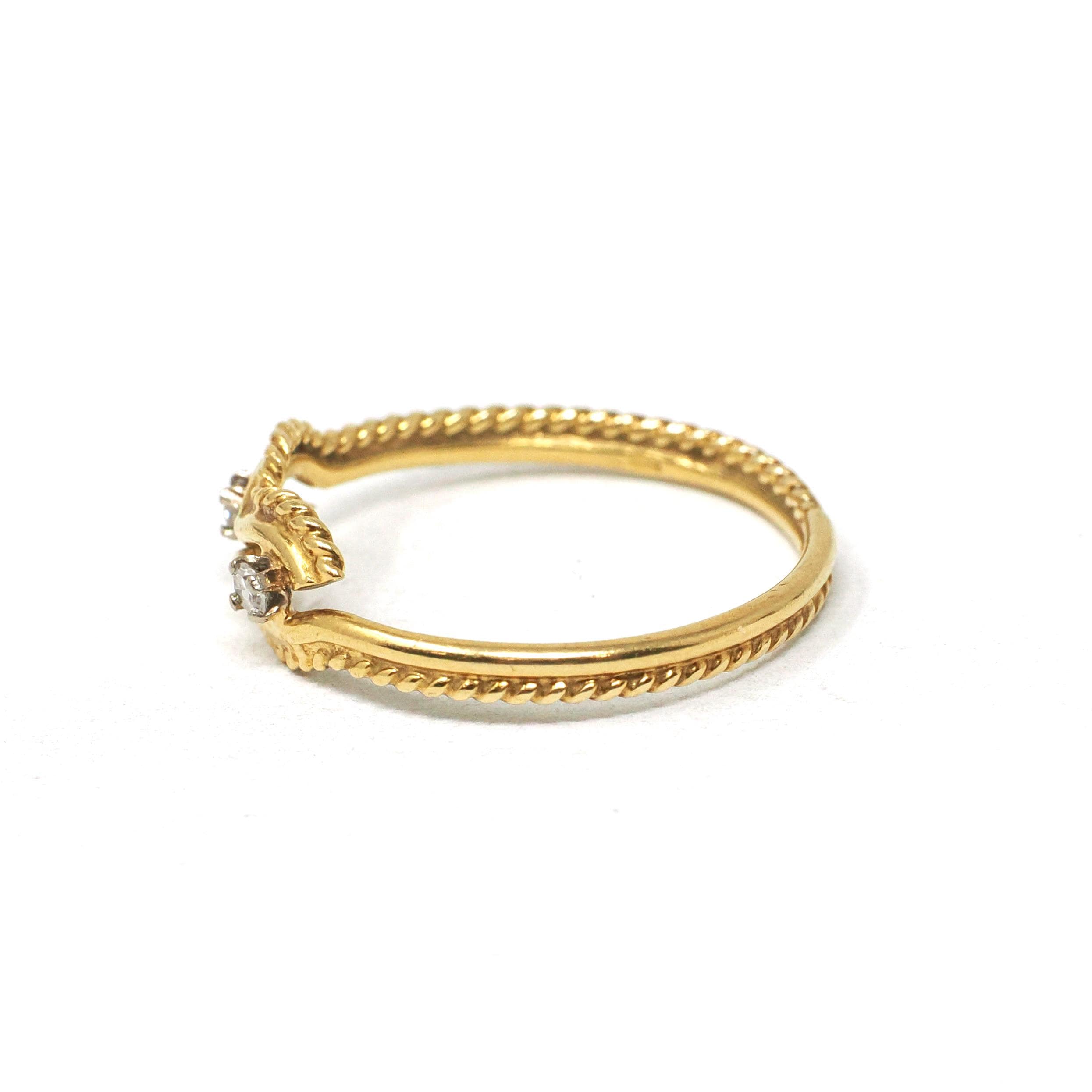 Diamond Bypass Band - Modern 18k Yellow Gold Two Stone .05 CTW Love Knot Ring - Circa 2000s Era Size 8 Fine Rope Stacking Statement Jewelry