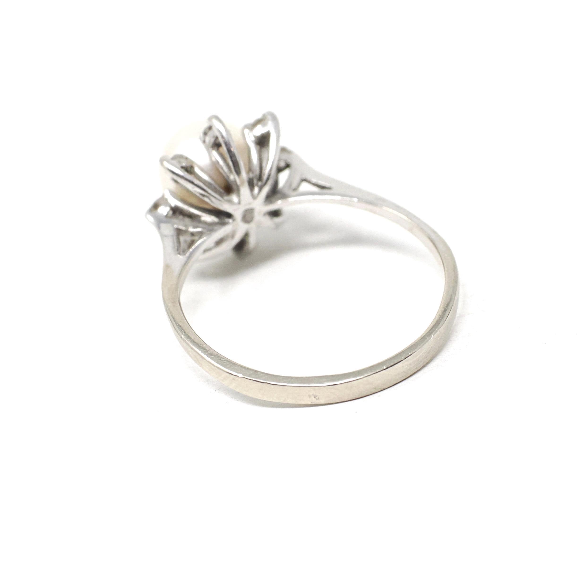Vintage Pearl Ring - Mid Century Era 14k White Gold Cultured Organic Gem & .16 CTW Diamond Accents - Circa 1960s Size 5.75 Star Halo Jewelry