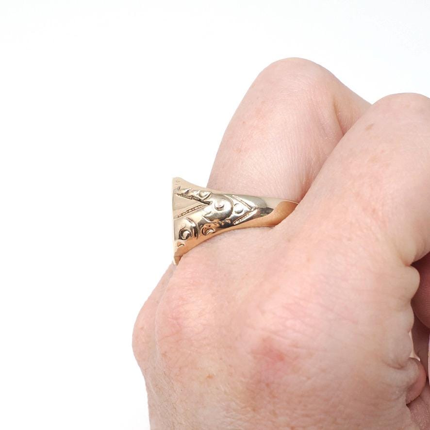 Antique Signet Ring - Edwardian Era 14k Yellow Gold Blank Shield Statement Men's Unisex Band - Vintage Circa 1900s Size 11 Fine Jewelry