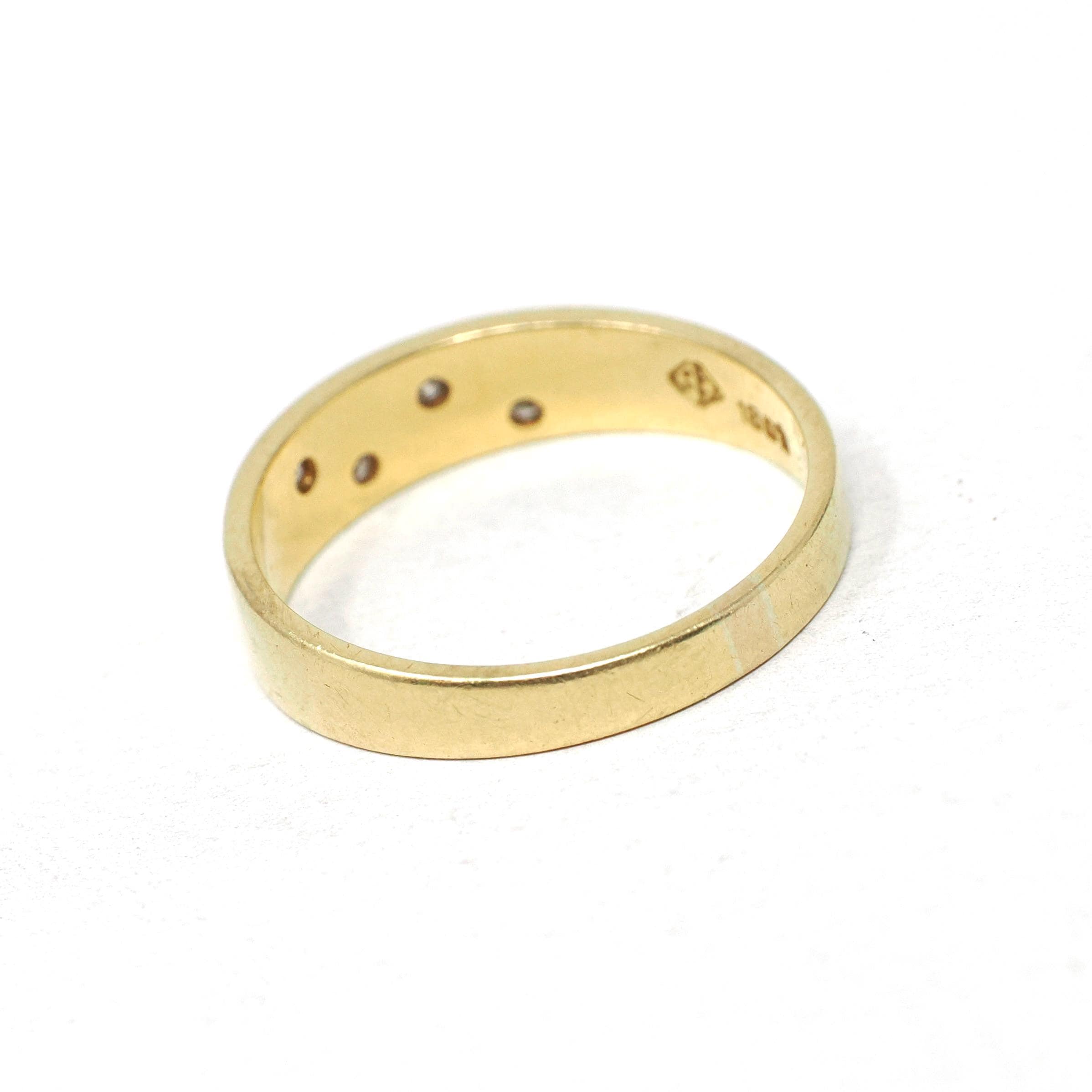 Star Incised Band - Modern 18k Yellow Gold .08 CTW Natural Diamond Ring - Estate Contemporary Celestial Size 7 1/4 Fine Bridal Jewelry