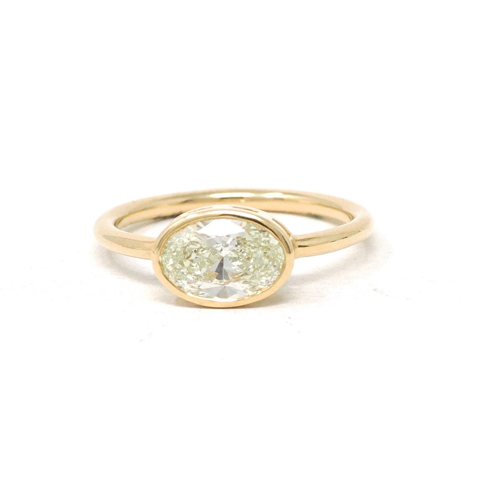 East-to-West Diamond Ring - 18k Yellow Gold Bezel Set 1.12 CT Natural Oval Brilliant Cut Solitaire - Modern Minimalist Size 6 Fine Jewelry