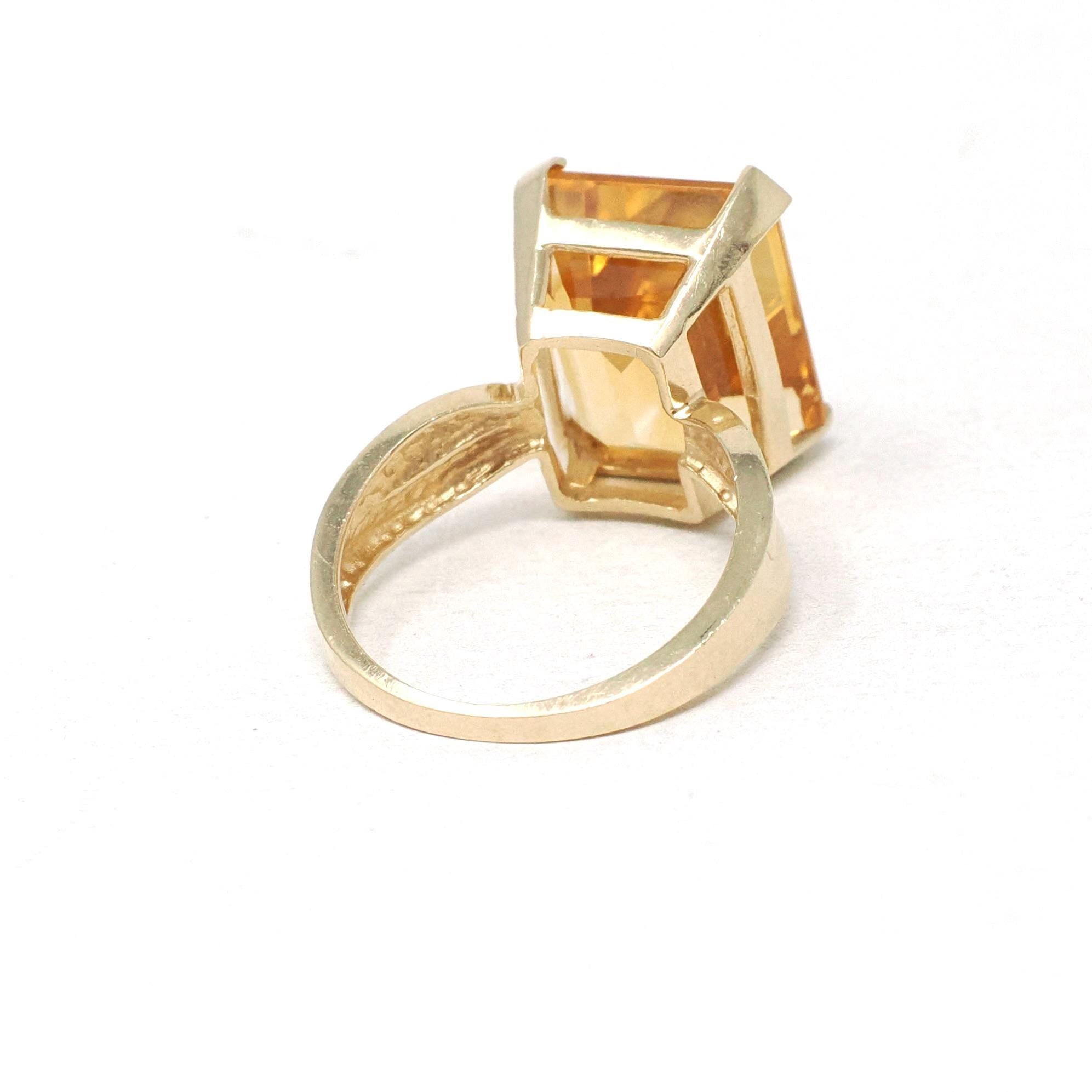 Modern Citrine Ring - Estate 10k Yellow Gold Emerald Cut 9.14 CT Gem - Circa 2000s Era Size 6 November Birthstone Fine Statement Jewelry