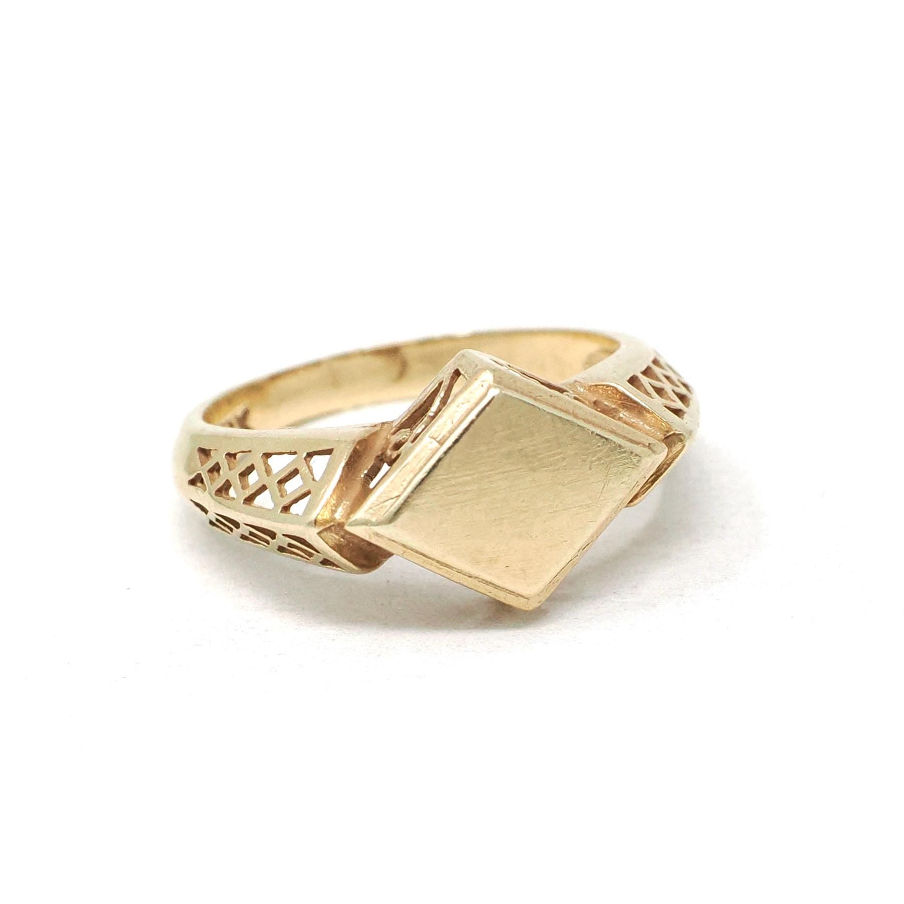 Edwardian Blank Signet - Antique 14k Yellow Gold Lozenge Shaped Ring - Circa 1910s Era Size 3 3/4 Filigree Fine Engravable Statement Jewelry
