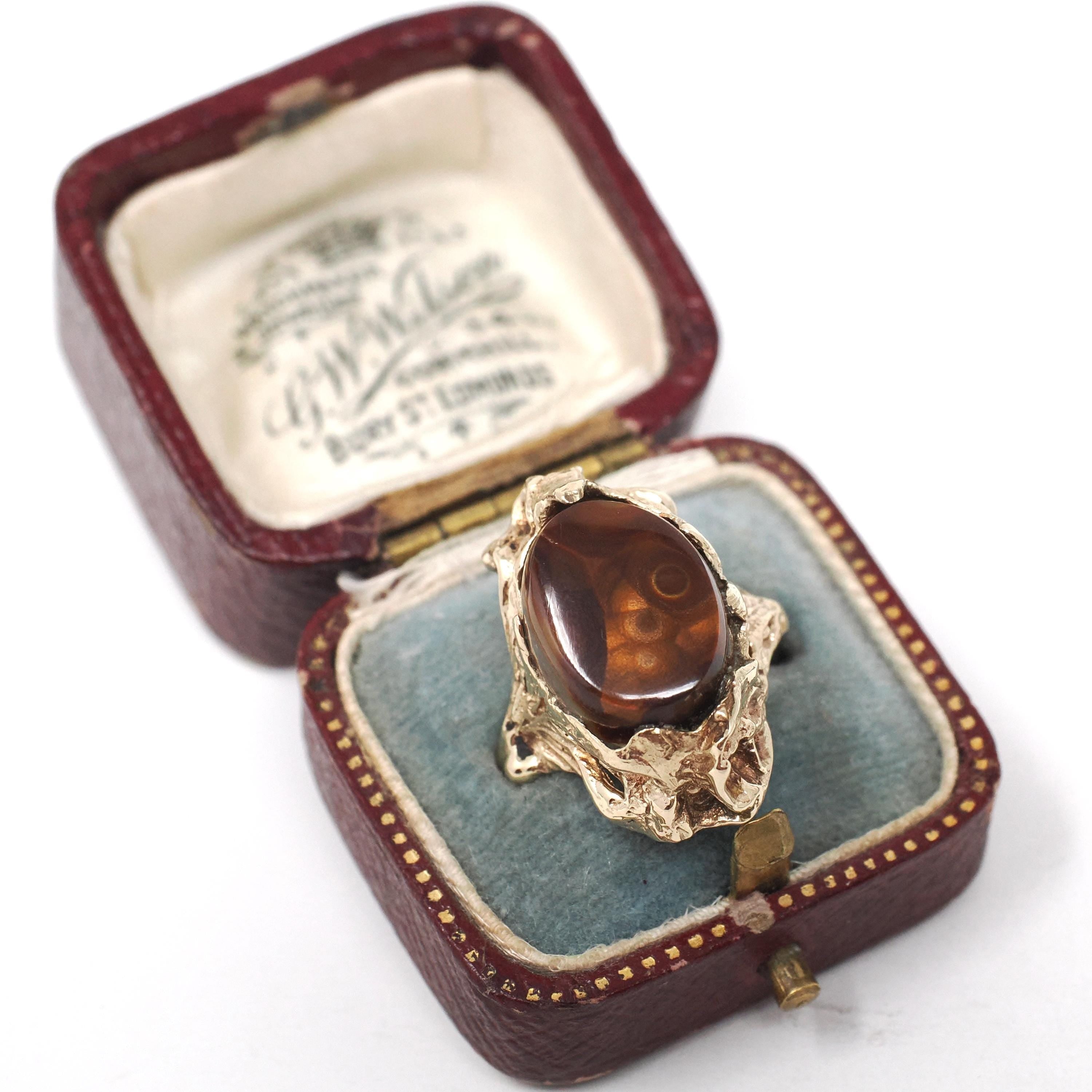 Vintage Fire Agate Ring - Art Nouveau Style 10k Yellow Gold Oval Iridescent Brown Gemstone - 1970s Size 5 Nature Inspired Fine Jewelry