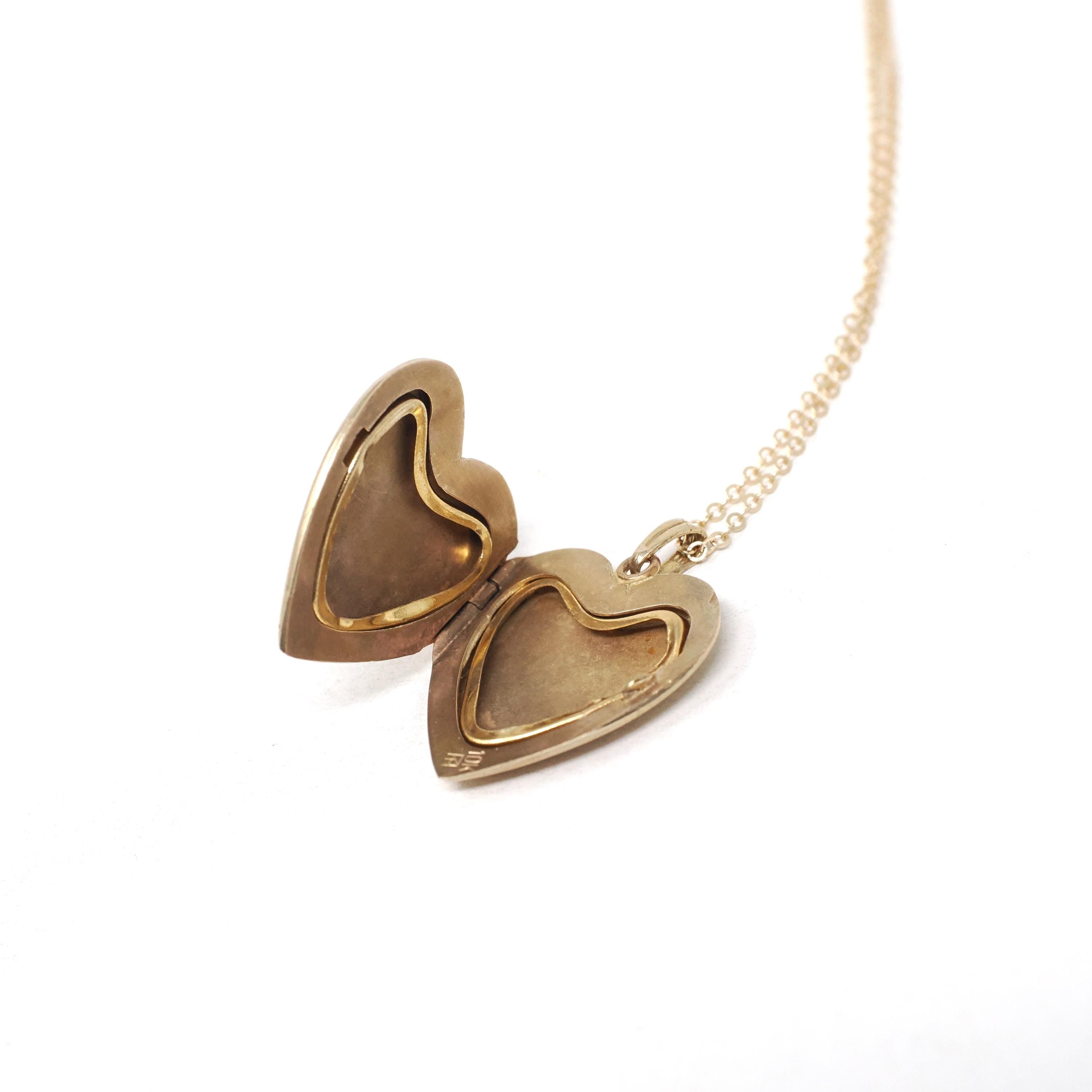 Vintage Heart Locket - Retro 10k Yellow Gold Pinstripe Design Charm Pendant Necklace - Circa 1940s Era Keepsake Photograph Fine Jewelry