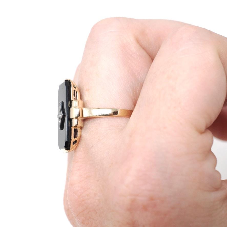 Vintage Onyx Ring - Mid Century 10k Yellow Gold Black Chalcedony & Natural Diamond - Circa 1940s Size 6 1/2 Statement Fine Two Tone Jewelry