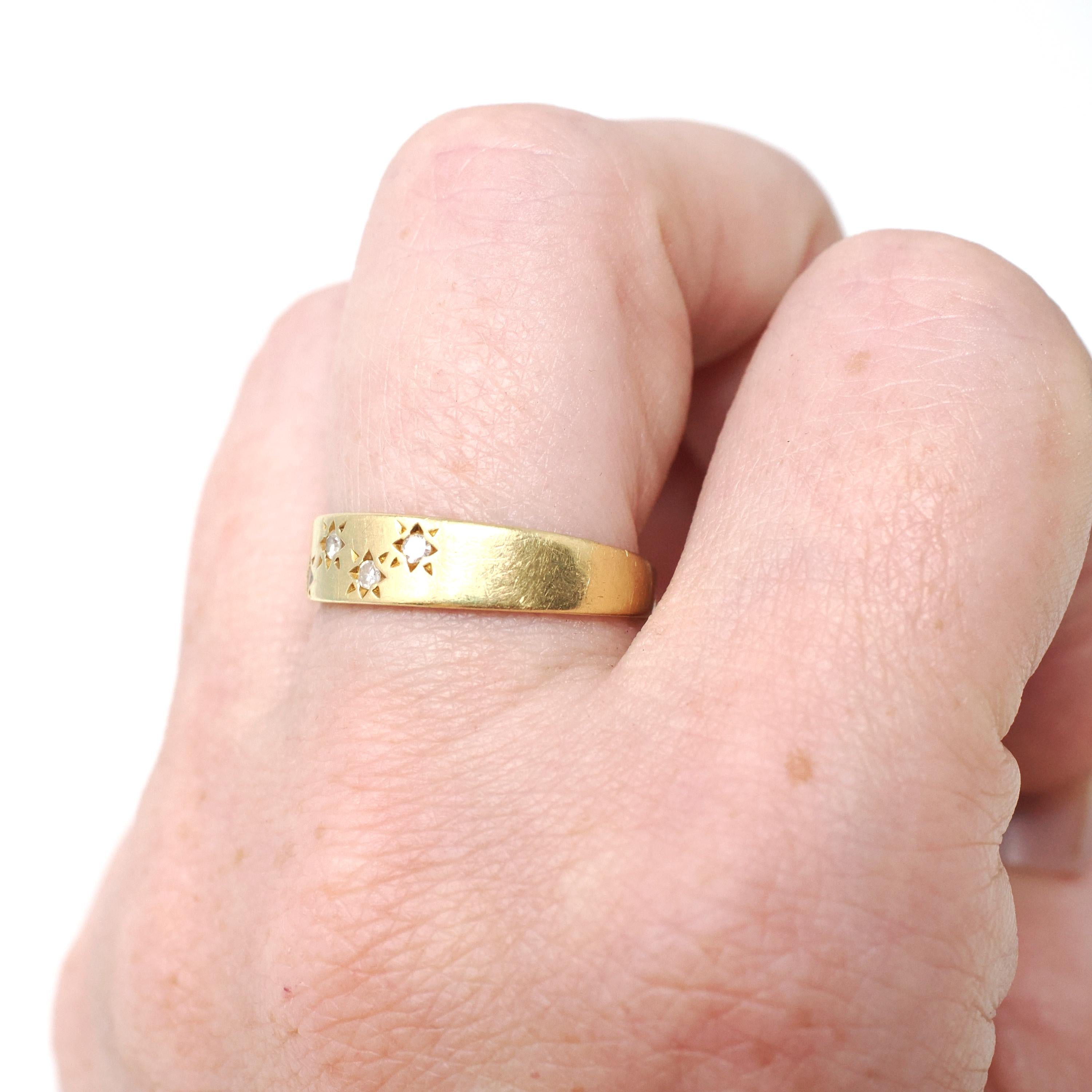 Star Incised Band - Modern 18k Yellow Gold .08 CTW Natural Diamond Ring - Estate Contemporary Celestial Size 7 1/4 Fine Bridal Jewelry