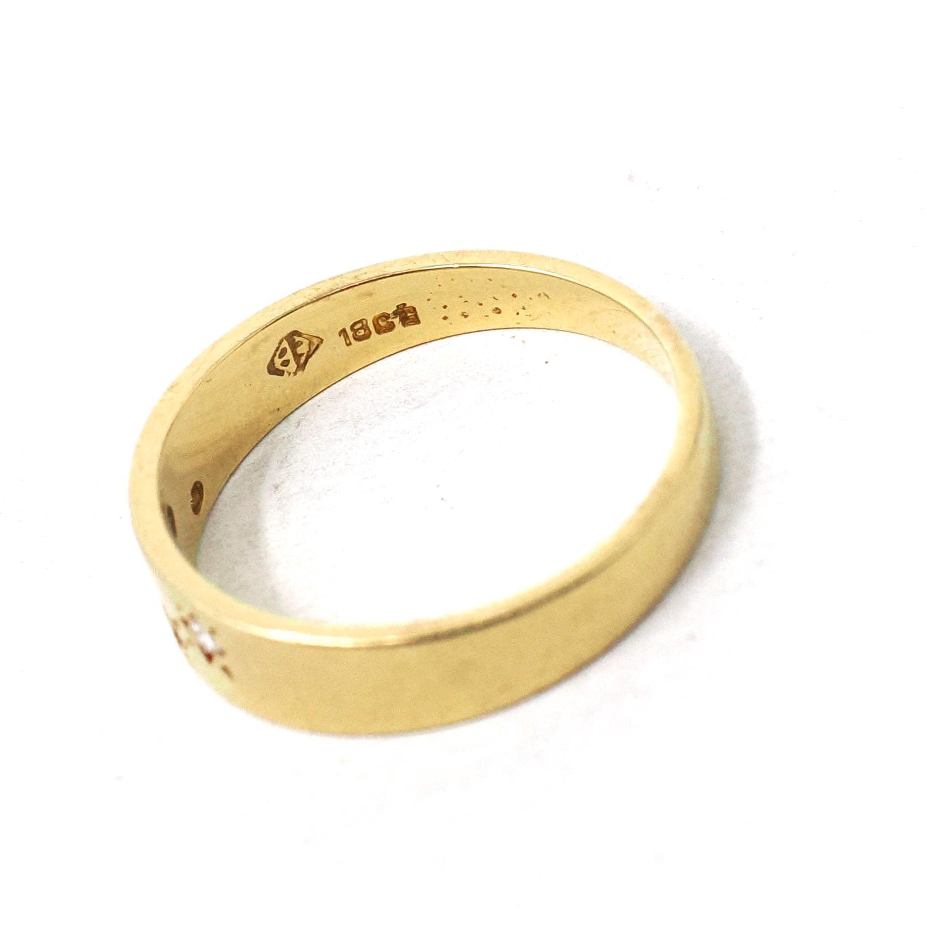 Star Incised Band - Modern 18k Yellow Gold .08 CTW Natural Diamond Ring - Estate Contemporary Celestial Size 7 1/4 Fine Bridal Jewelry