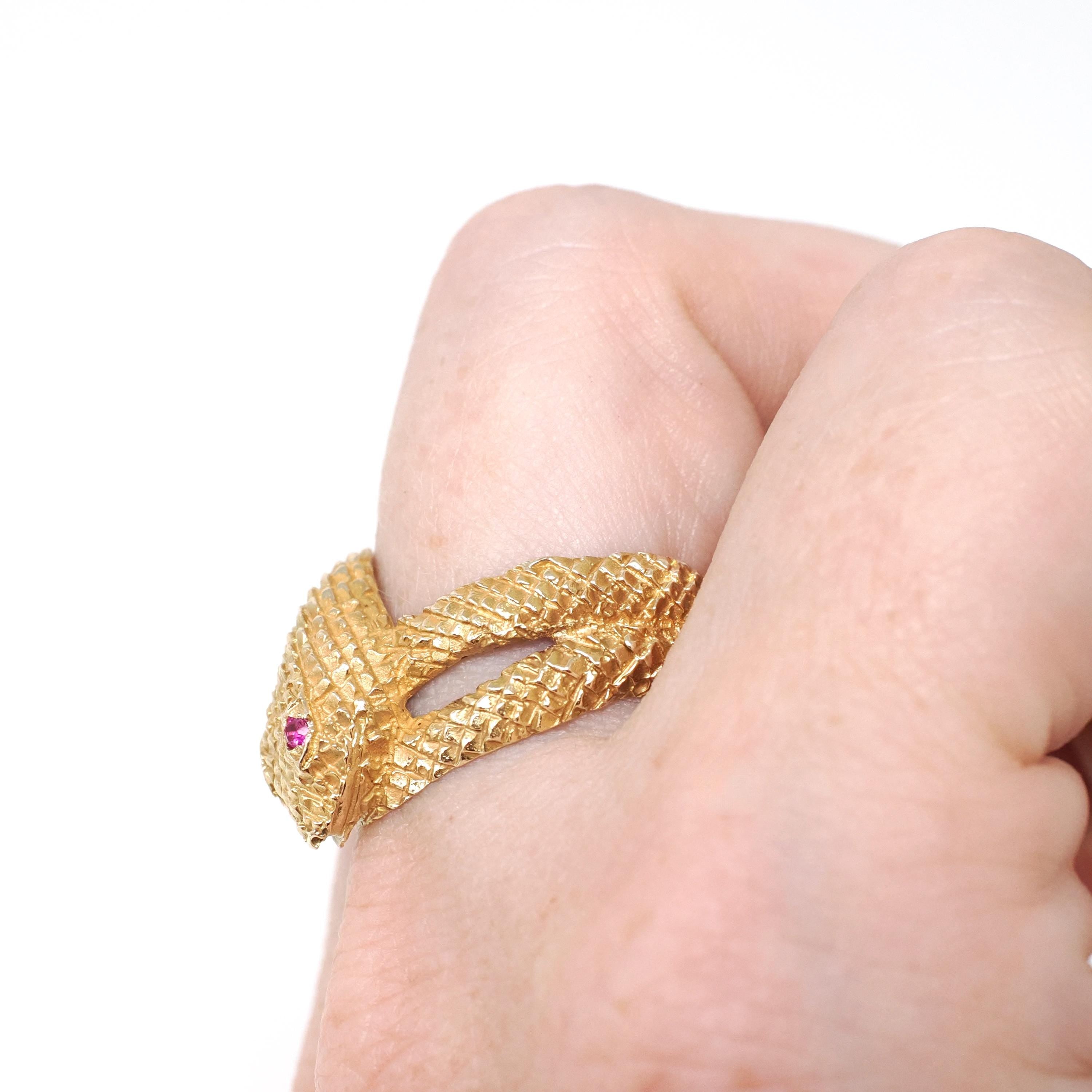 Vintage Snake Ring - Retro 10k Yellow Gold Serpent Scales Wrap Band Created Ruby Blank Signet - Circa 1970s Size 8 Engravable Fine Jewelry