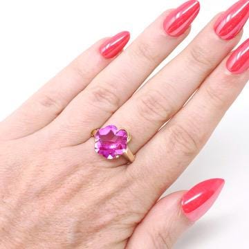 Created Pink Sapphire Ring - Retro 10k Yellow Gold Fancy Cut Flower Stone - Vintage Circa 1940s Era Size 8 1/2 Statement Fine 40s Jewelry
