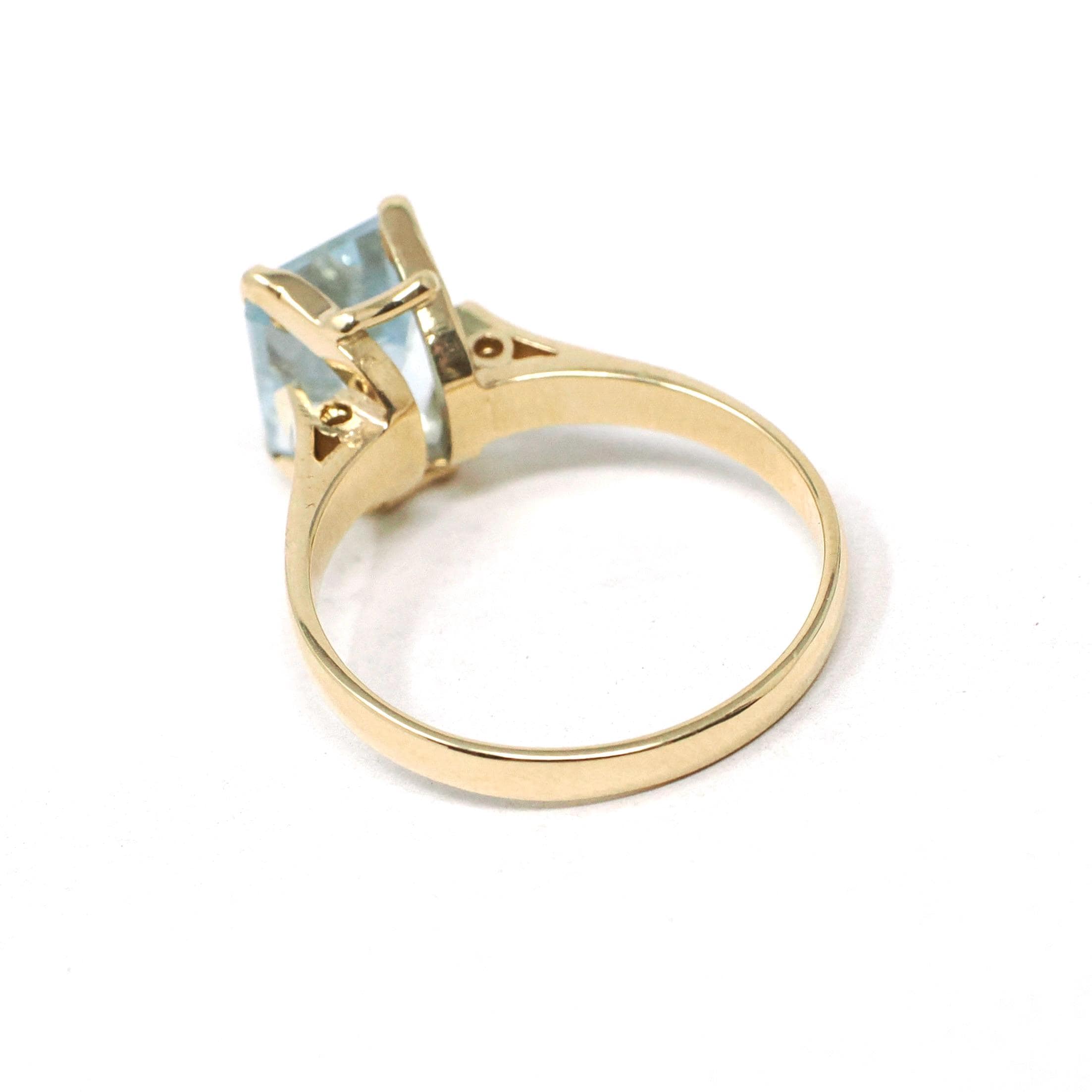 Modern Aquamarine Ring - Estate 18k Yellow Gold Emerald Cut 2.14 CT Blue Gem - Estate Circa 2000s Era Size 5 1/2 March Birthstone Jewelry