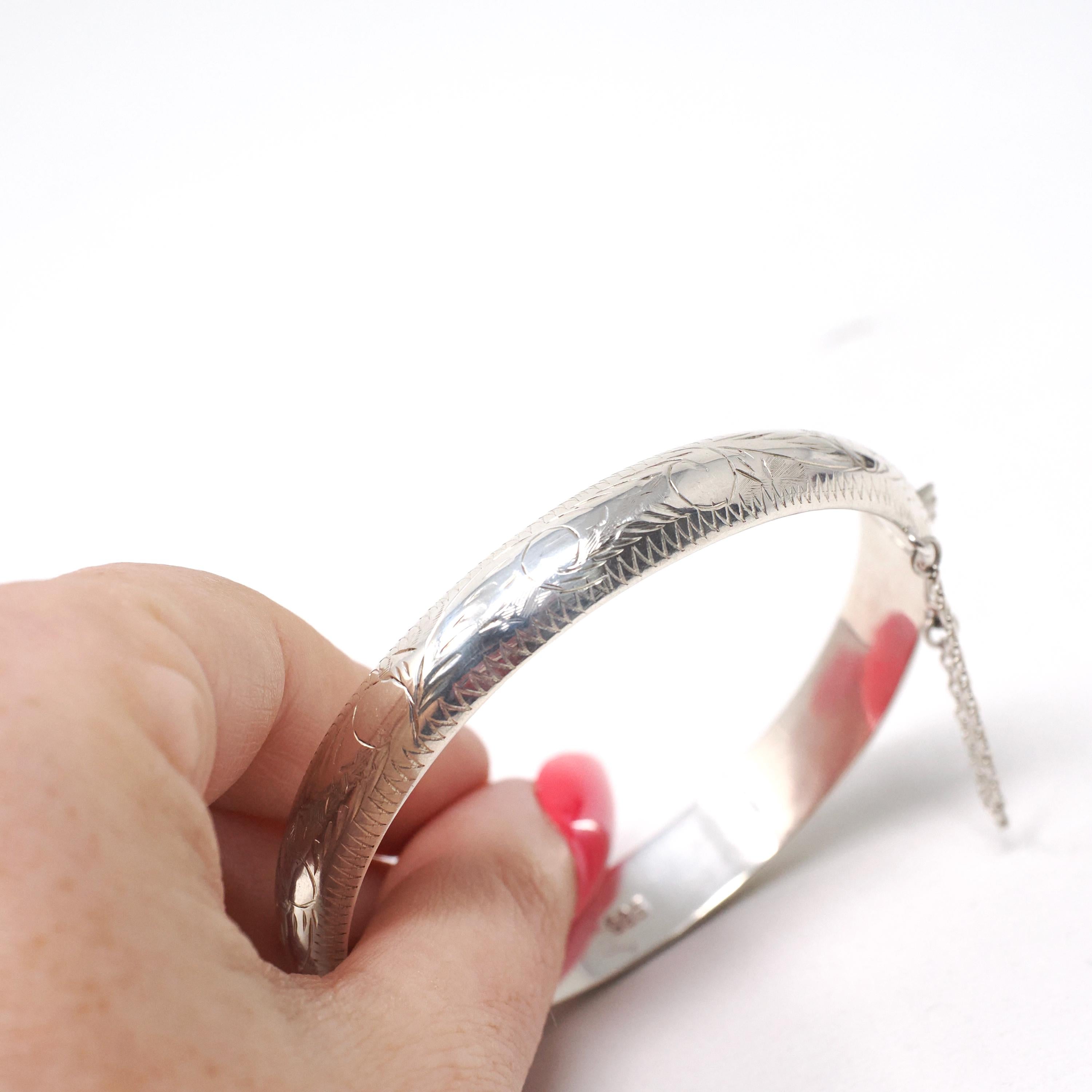 Vintage Bangle Bracelet - Retro Sterling Silver 7 Inch Flower Nature Inspired Design - Circa 1960s Era Statement Safety Chain 60s Jewelry