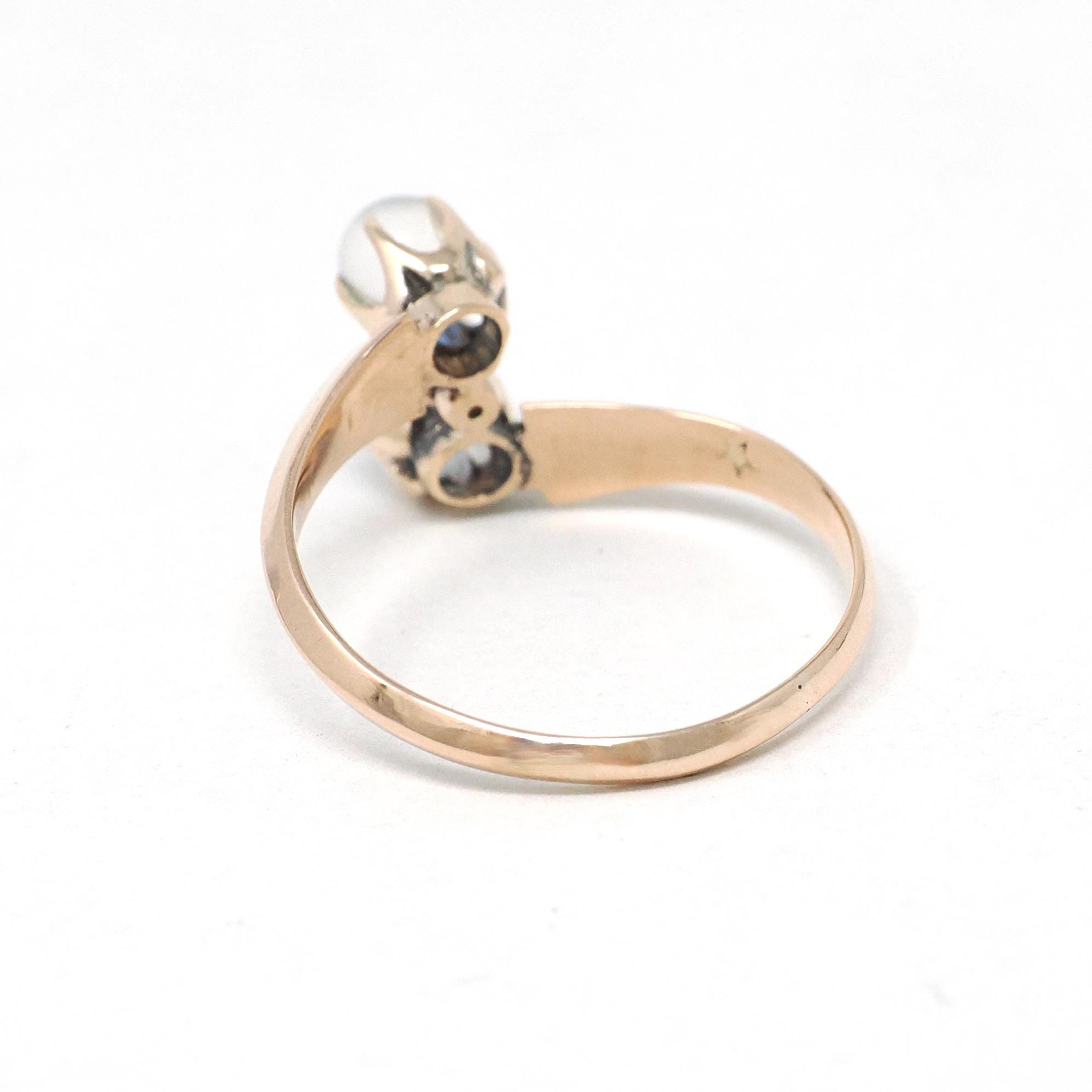 Antique Toi Et Moi Ring - Edwardian 10k Yellow Gold Natural Moonstone & Iolite Gemstone Bypass - Circa Early 1900s Size 7 1/4 Fine Jewelry