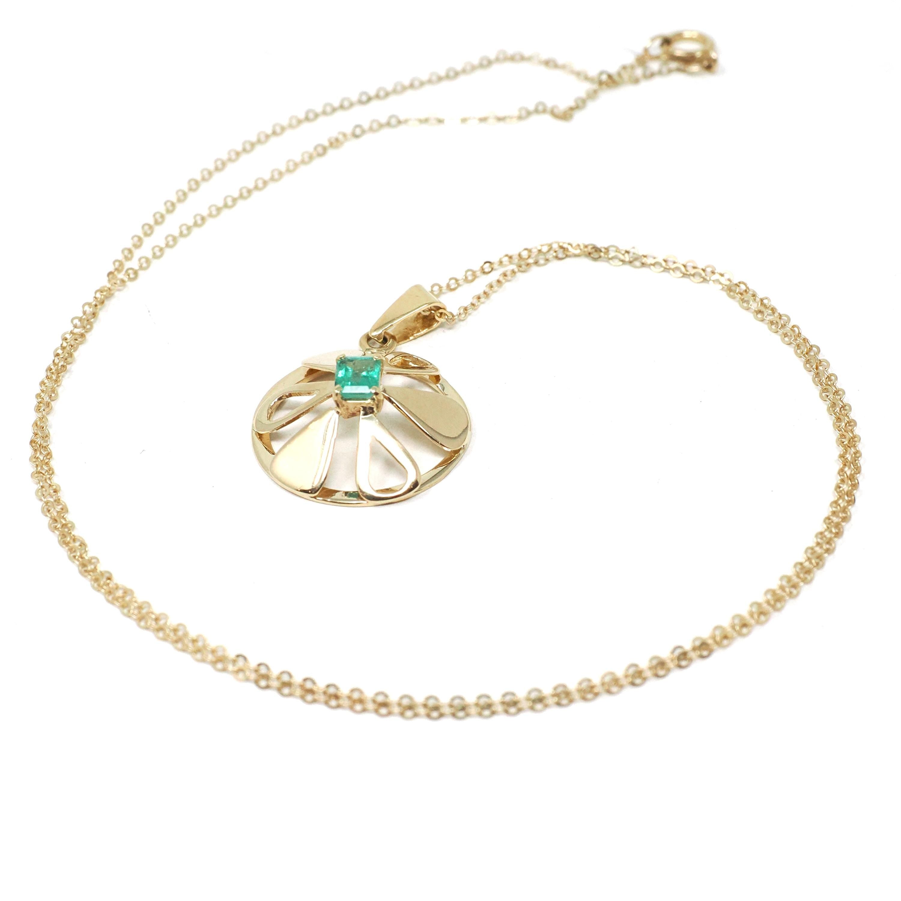 Emerald Flower Pendant - Modern 18k Yellow Gold Natural .30 CT Emerald Cut Natural Emerald Gem - Circa 1980s Petite Medallion Fine Jewelry