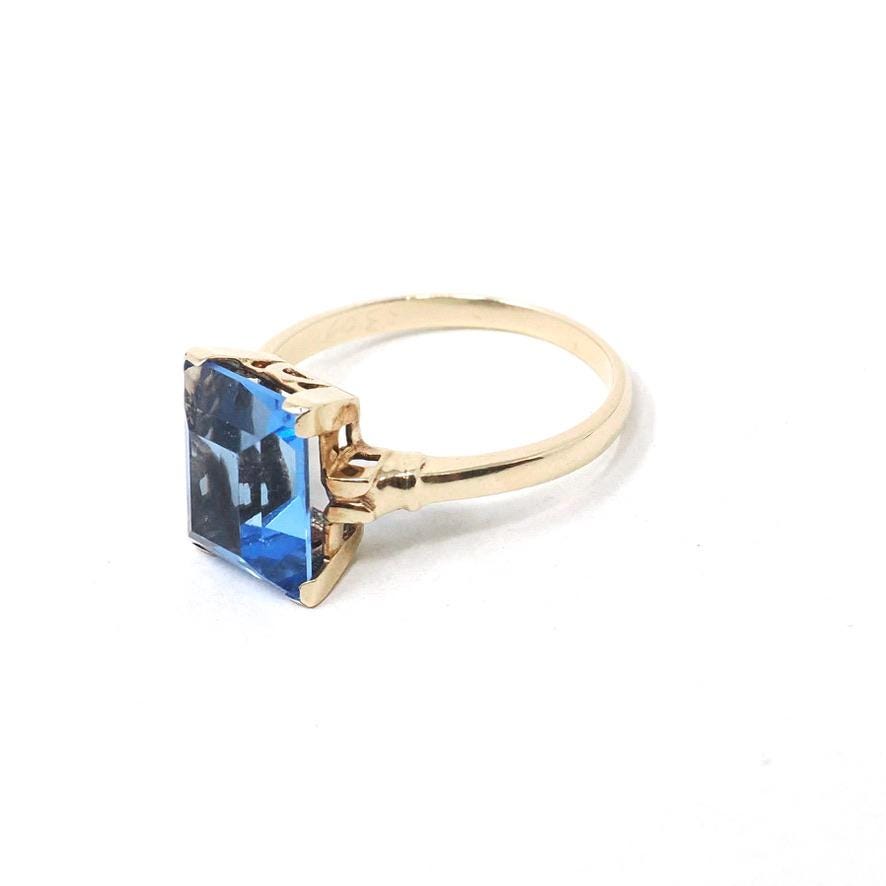 Simulated Aquamarine Ring - Mid Century 10k Yellow Gold Blue Glass Stone - Circa 1940s Era Size 6 Solitaire Statement Cocktail Fine Jewelry