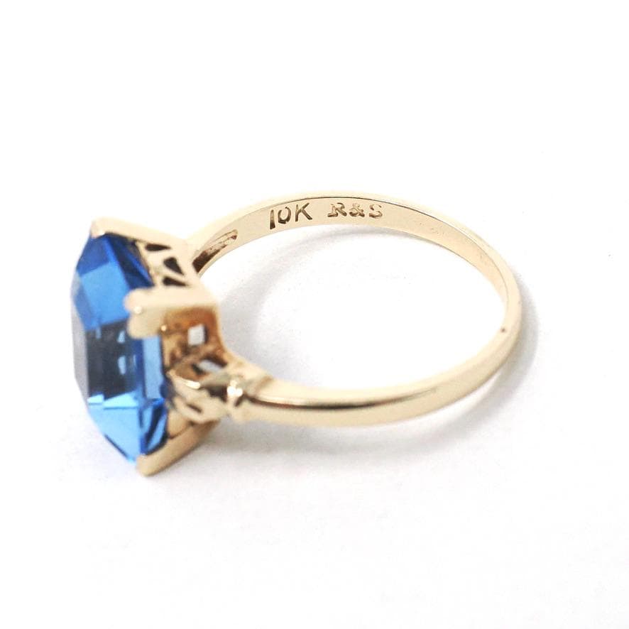 Simulated Aquamarine Ring - Mid Century 10k Yellow Gold Blue Glass Stone - Circa 1940s Era Size 6 Solitaire Statement Cocktail Fine Jewelry