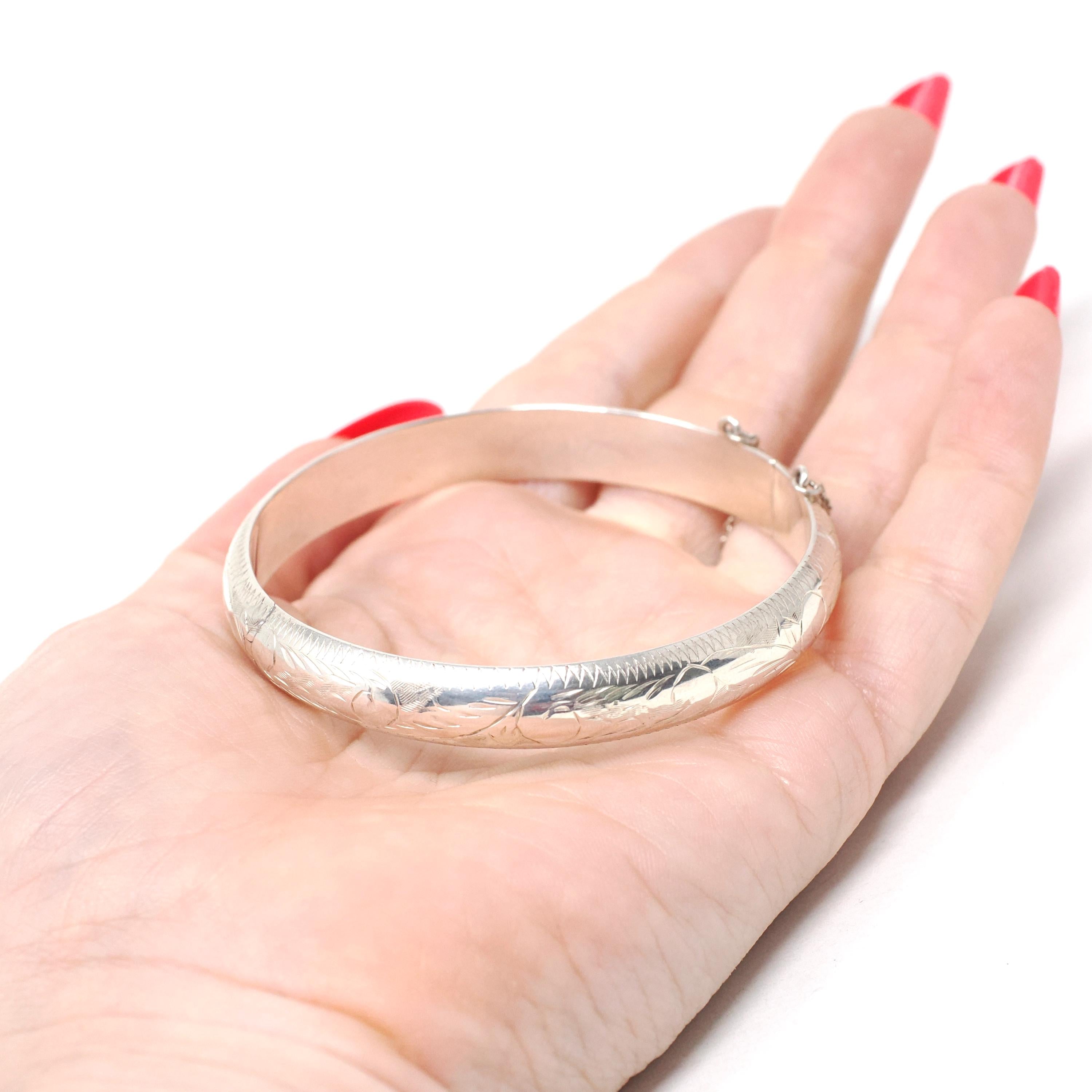 Vintage Bangle Bracelet - Retro Sterling Silver 7 Inch Flower Nature Inspired Design - Circa 1960s Era Statement Safety Chain 60s Jewelry