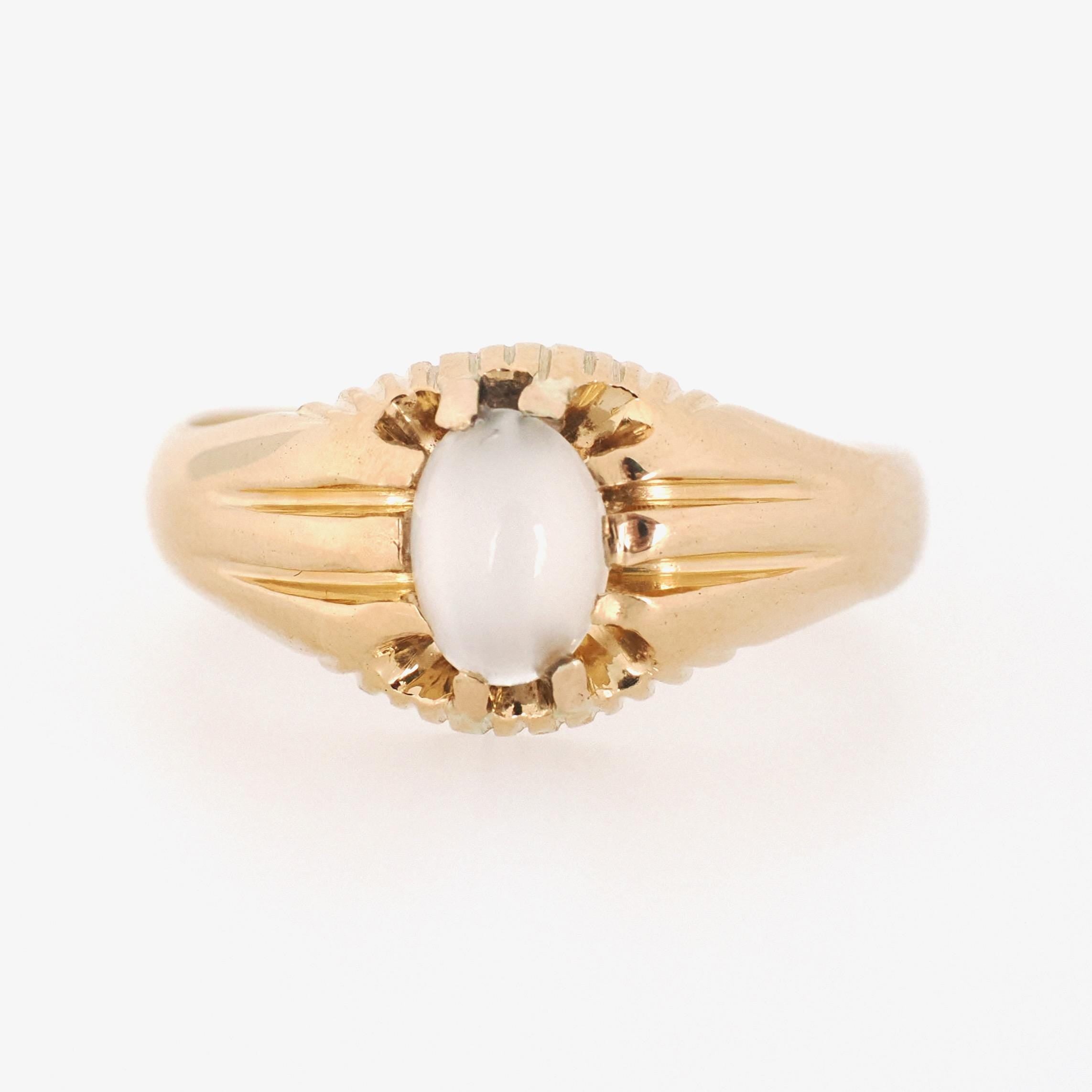 Cat's Eye Moonstone Ring - Edwardian 18k Yellow Gold Natural Phenomenal Gemstone Belcher Solitaire - Circa 1910s Era Size 9 1/2 Fine Jewelry