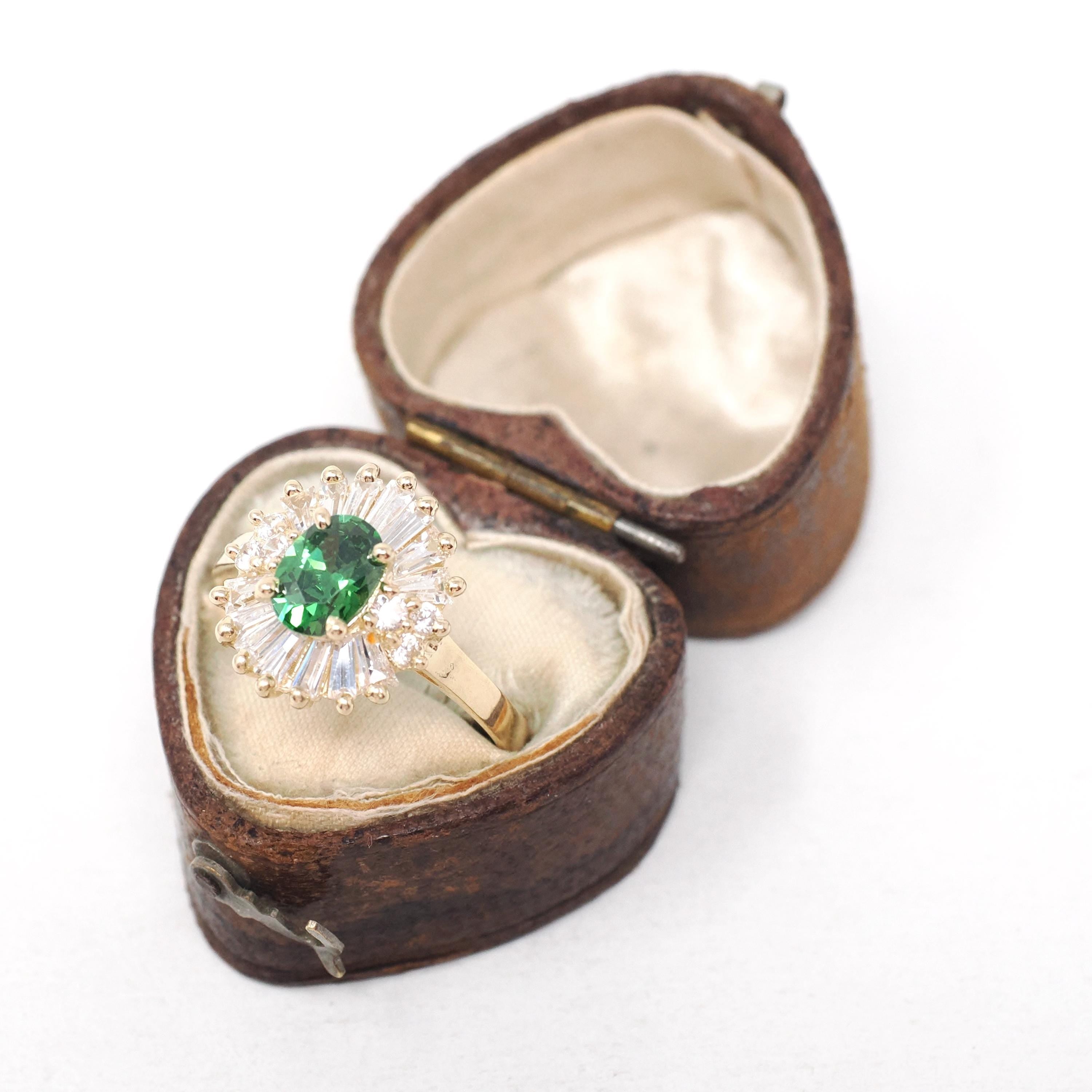 Modern Ballerina Halo Ring - 14k Yellow Gold Oval Green CZ & Simulated Diamonds - Contemporary 2000s Era Size 8 1/4 Fine Fashion Jewelry