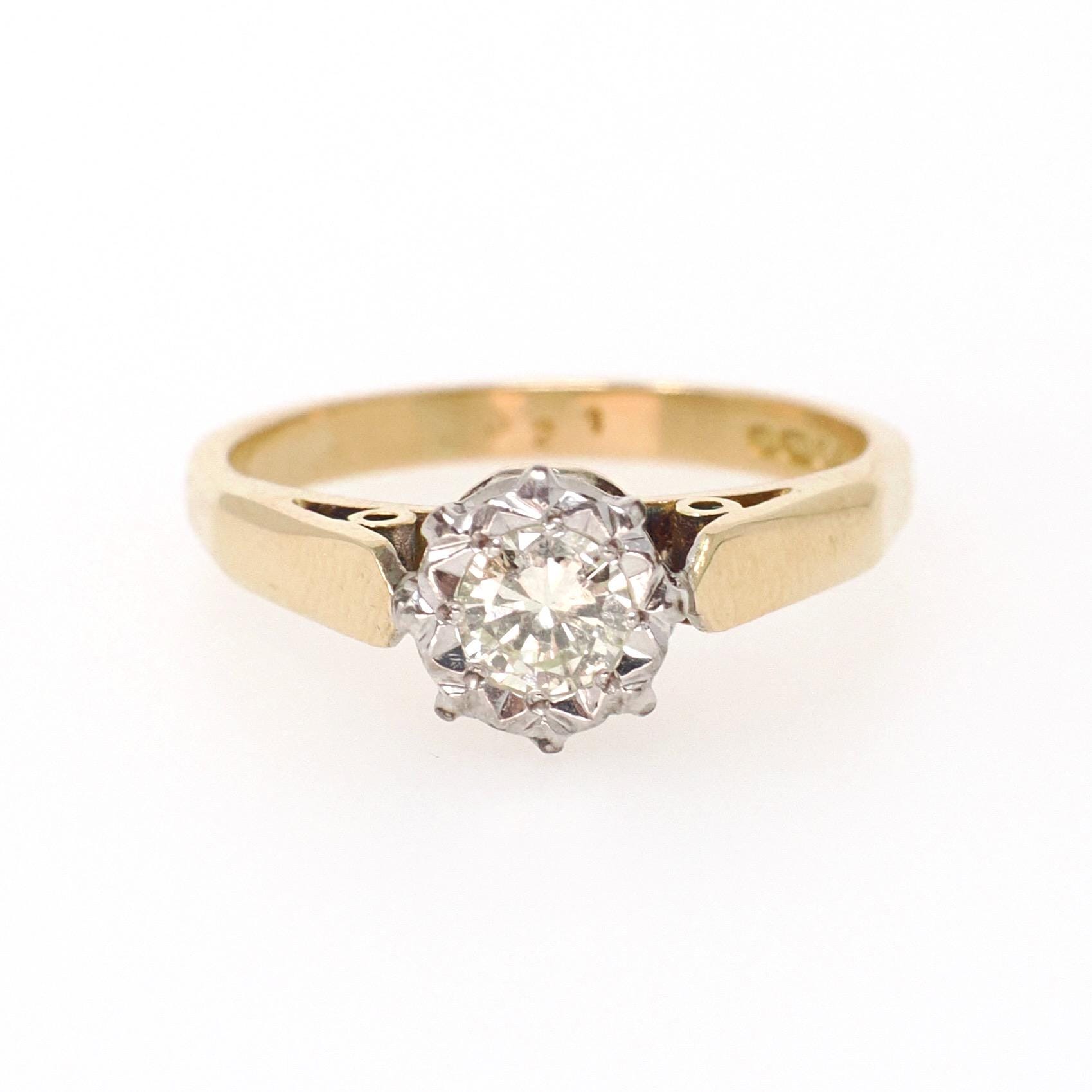 Star Incised Diamond Ring - Modernist 18k Yellow & White Gold Natural .21 CT Solitaire - Hallmarked 1966 Size 4 3/4 Fine London Jewelry