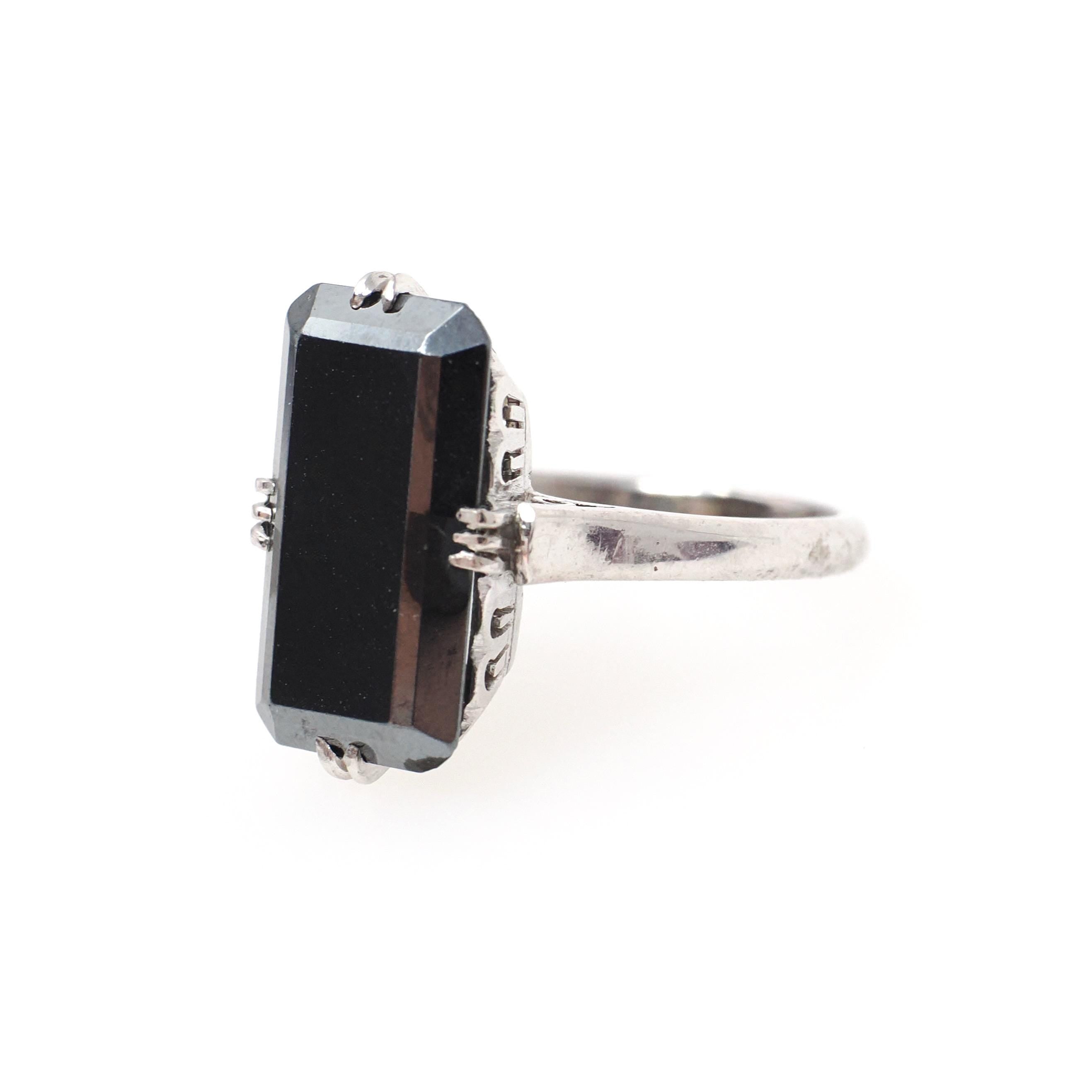 Vintage Hematite Ring - Mid Century 14k White Gold Dark Gray Metallic Solitaire - Circa Early 1960s Era Size 6 1/2 Fine Statement Jewelry