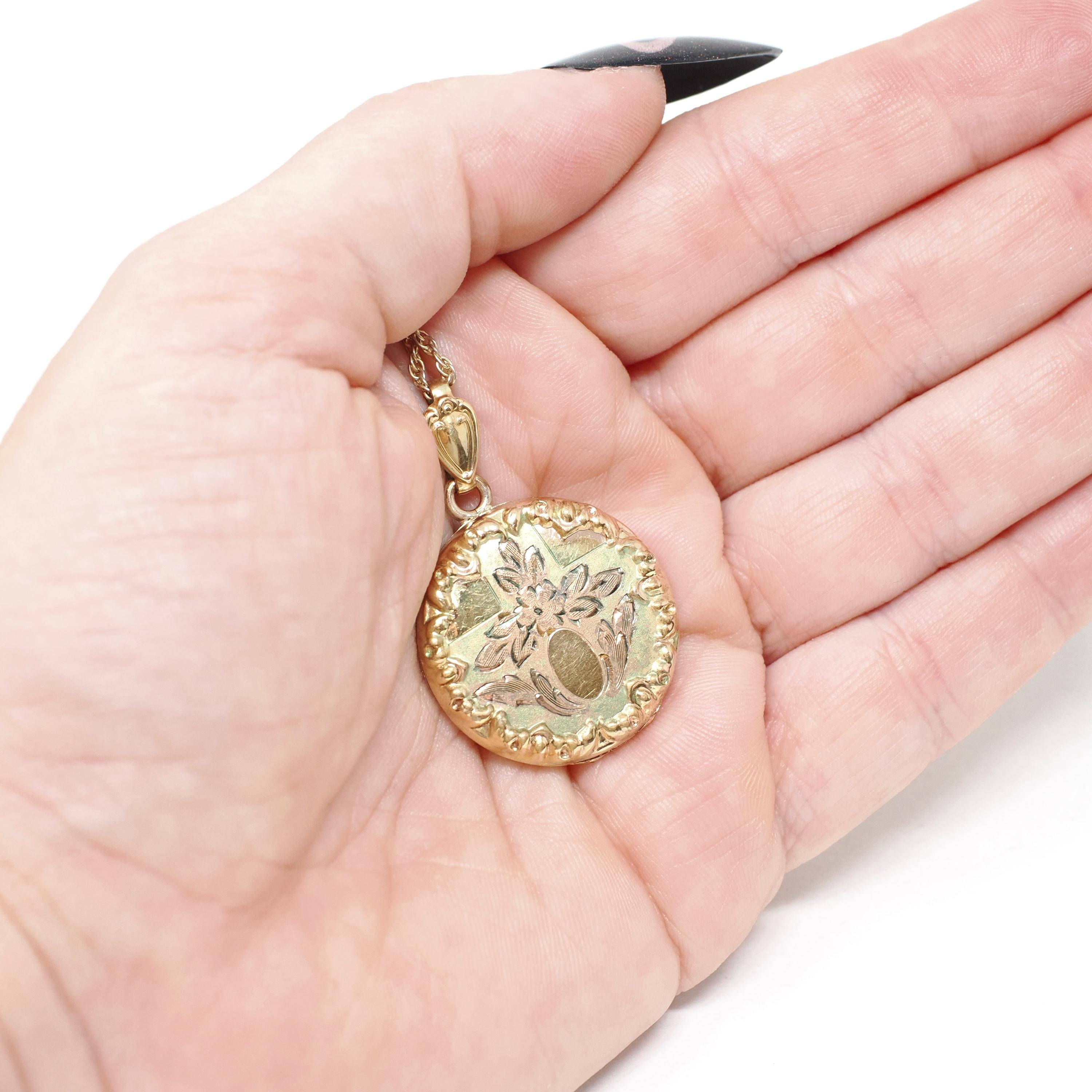 Vintage Flower Locket - Retro Gold Filled Floral Flowers Designs Round Necklace - Circa 1940s Era Statement Keepsake Photograph 40s Jewelry