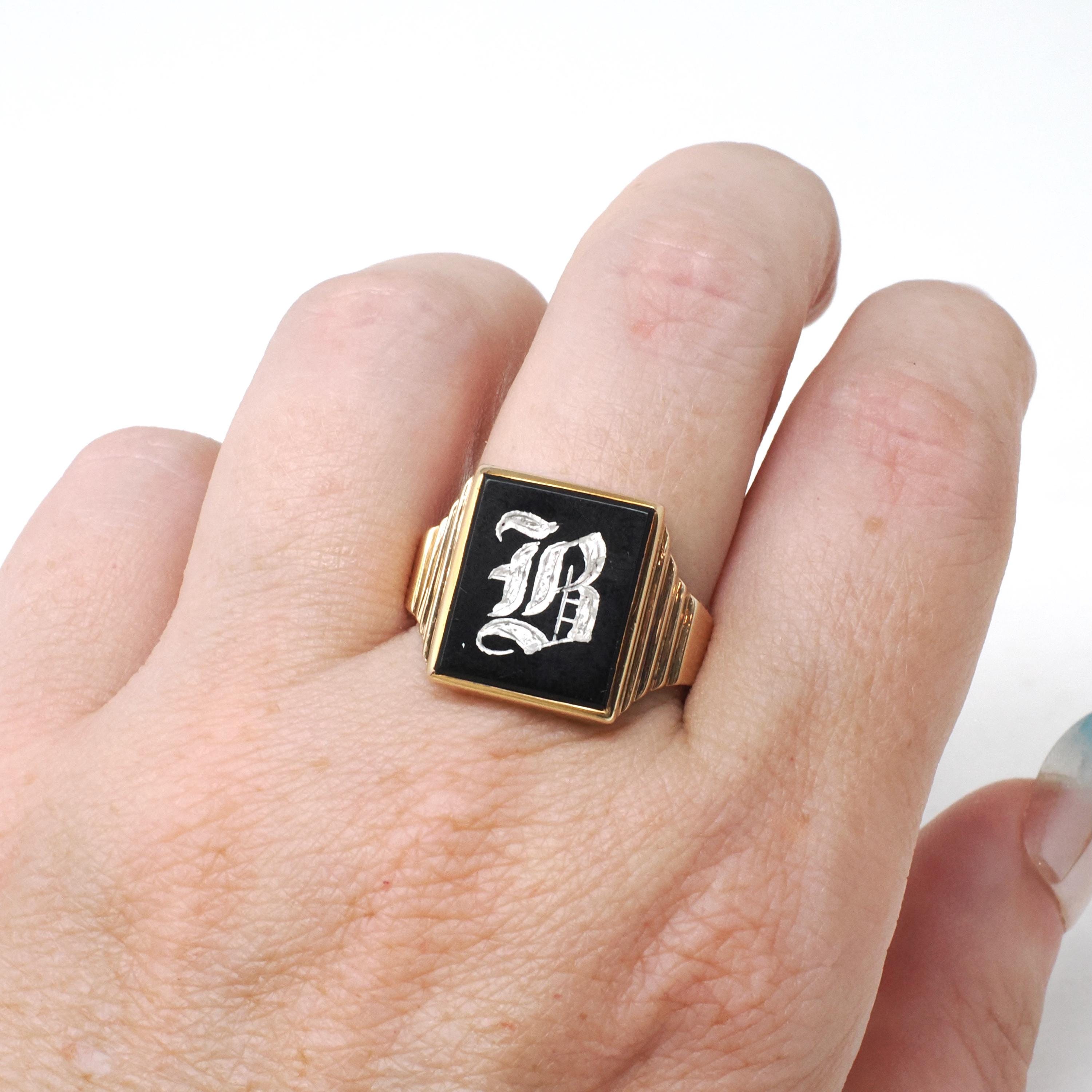 Letter "B" Ring - Mid Century 10k Yellow Gold Black Onyx Old English Initial - Vintage Circa 1950s Era Size 10 1/4 Statement Fine Jewelry